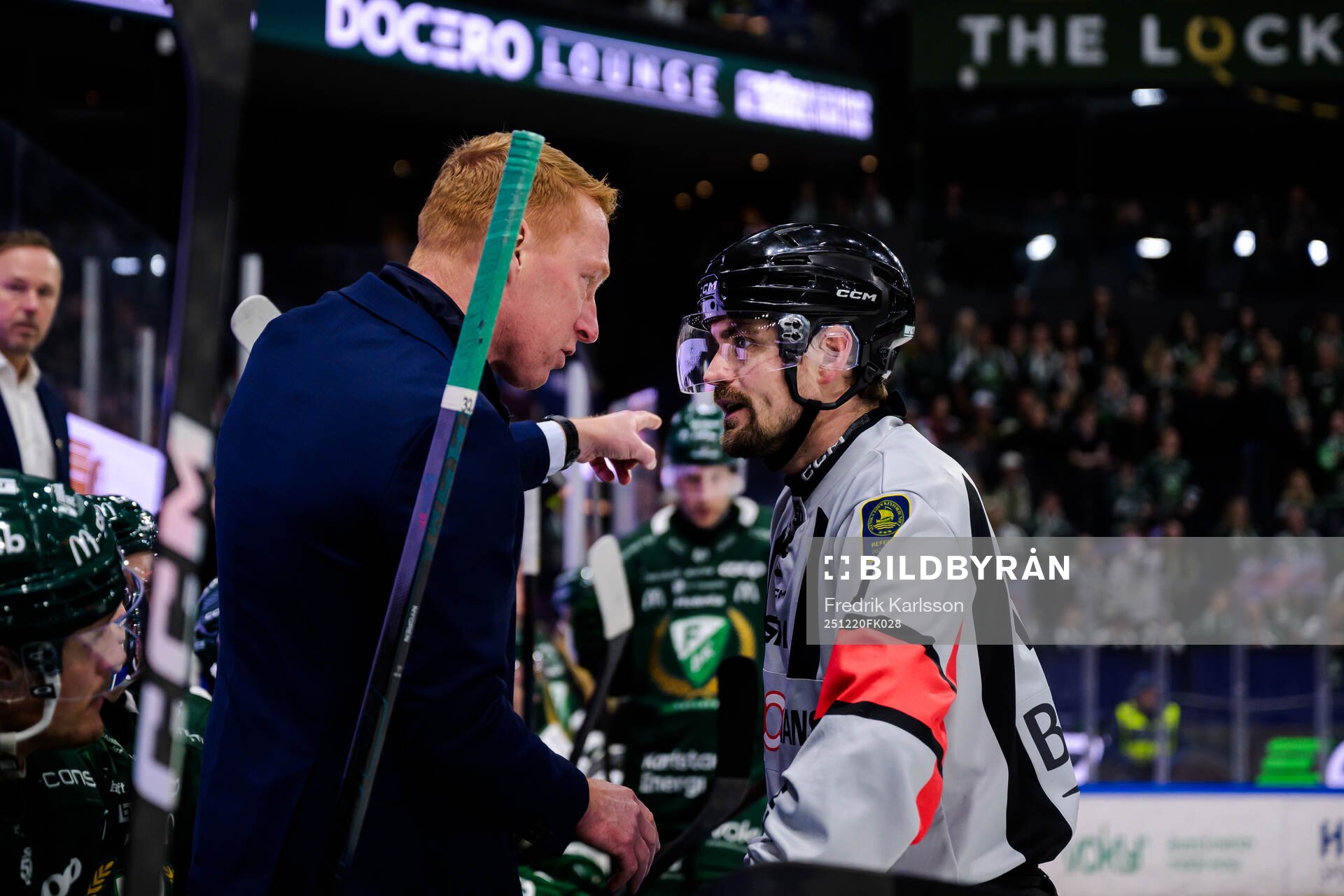 Färjestads tränare Jörgen Jönsson och Domare David