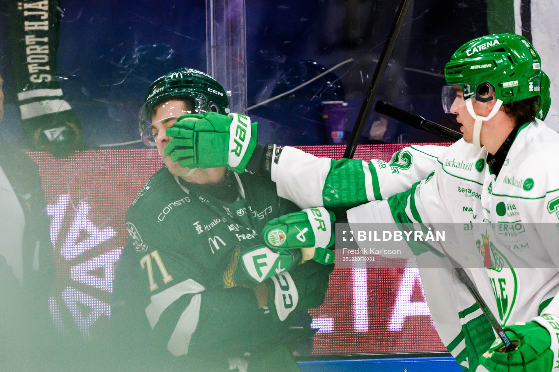 Färjestads Viktor Lodin och Rögles Fredrik Olofsson