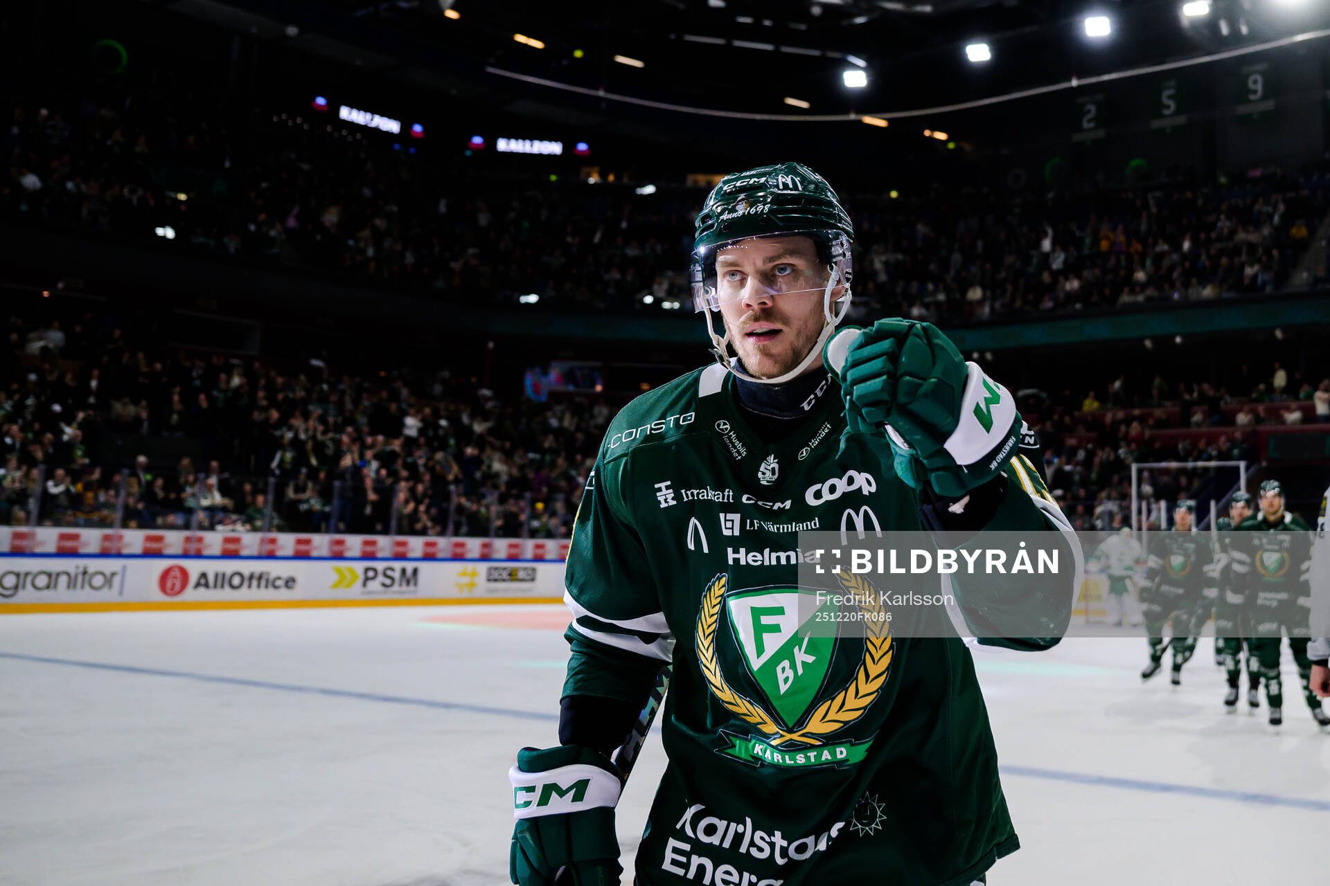 Färjestads Joel Kellman jublar