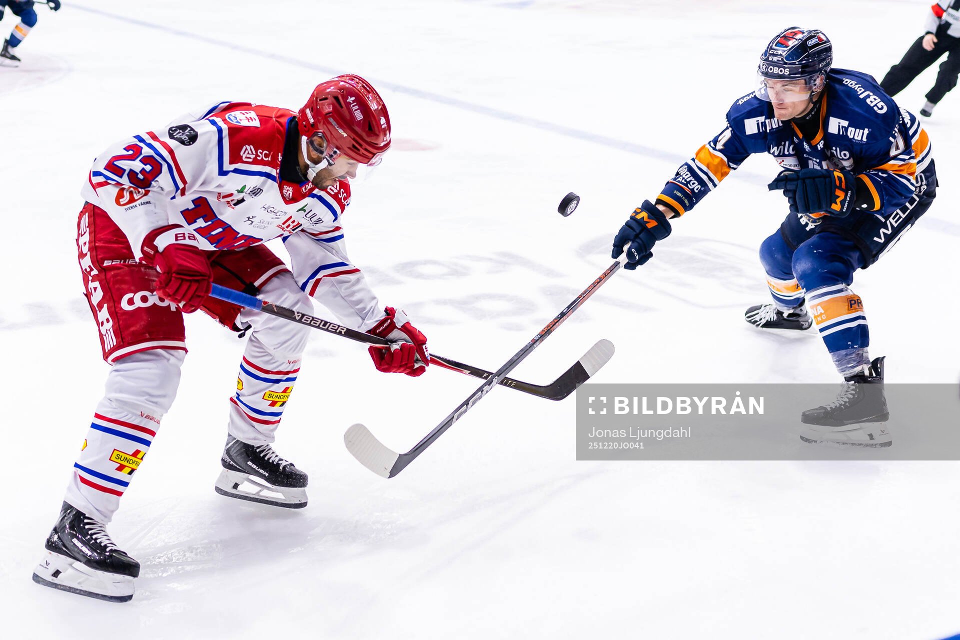 Timrås Jeremy Boyce-Rotevall och Växjös Keegan Lowe