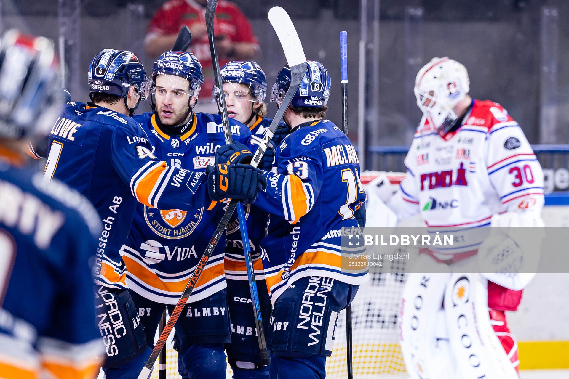 Växjös Reid Gardiner och Karl Henriksson jublar