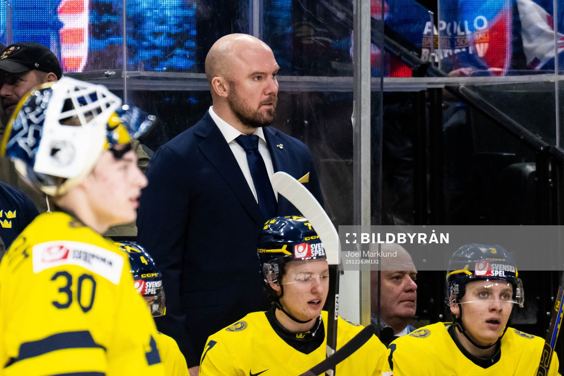Assistant coach Nicklas Grossmann of Sweden