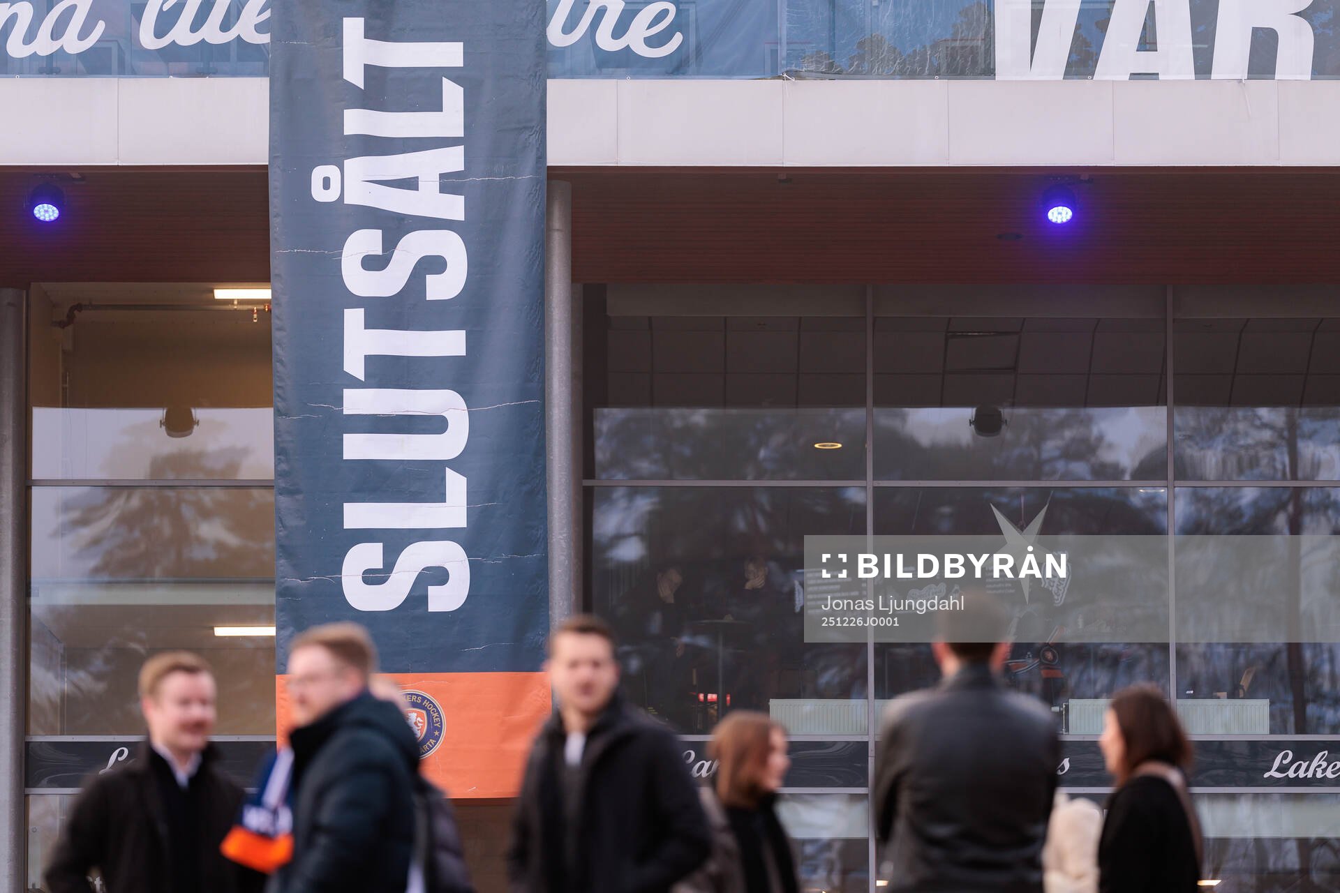 Vimpel med slutsålt på vida arena