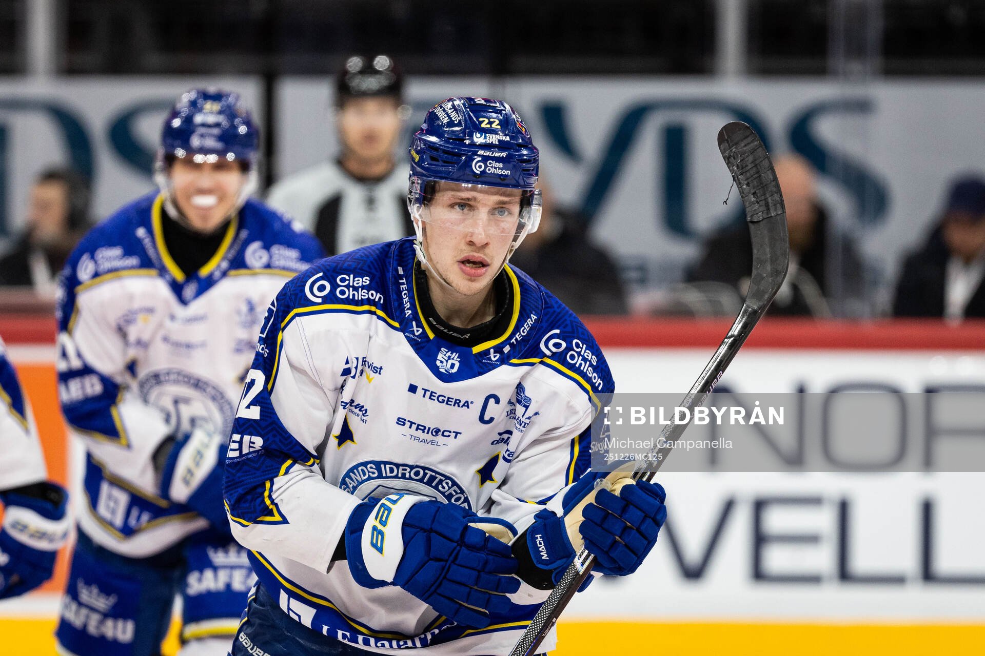 Leksands Lukas Vejdemo jublar