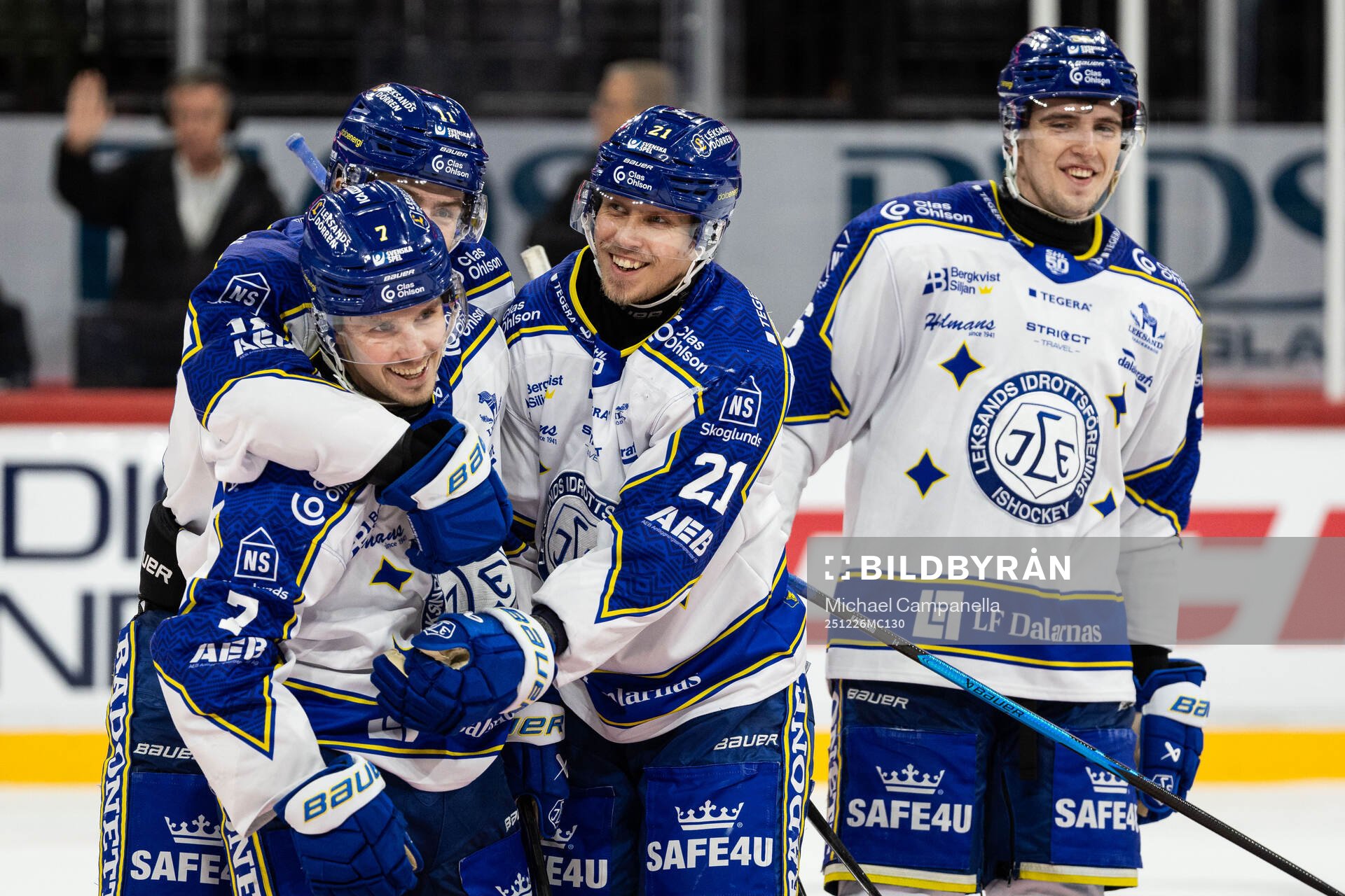 Leksands Marcus Karlberg jublar med lagkamrater