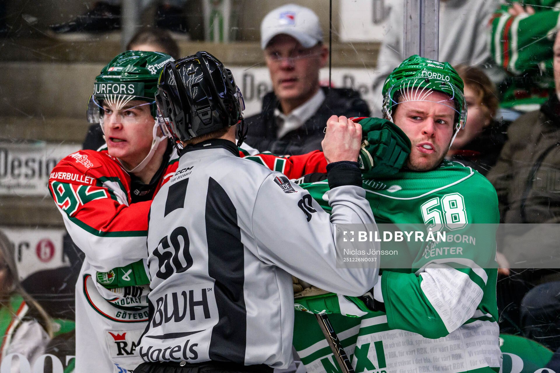 Frölundas Filip Cederqvist och Rögles Filip Johansson