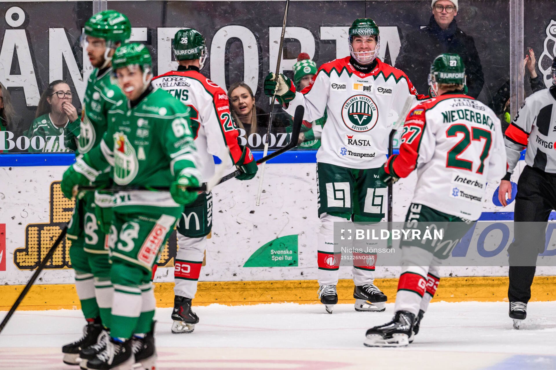 Frölundas Max Lindholm jublar