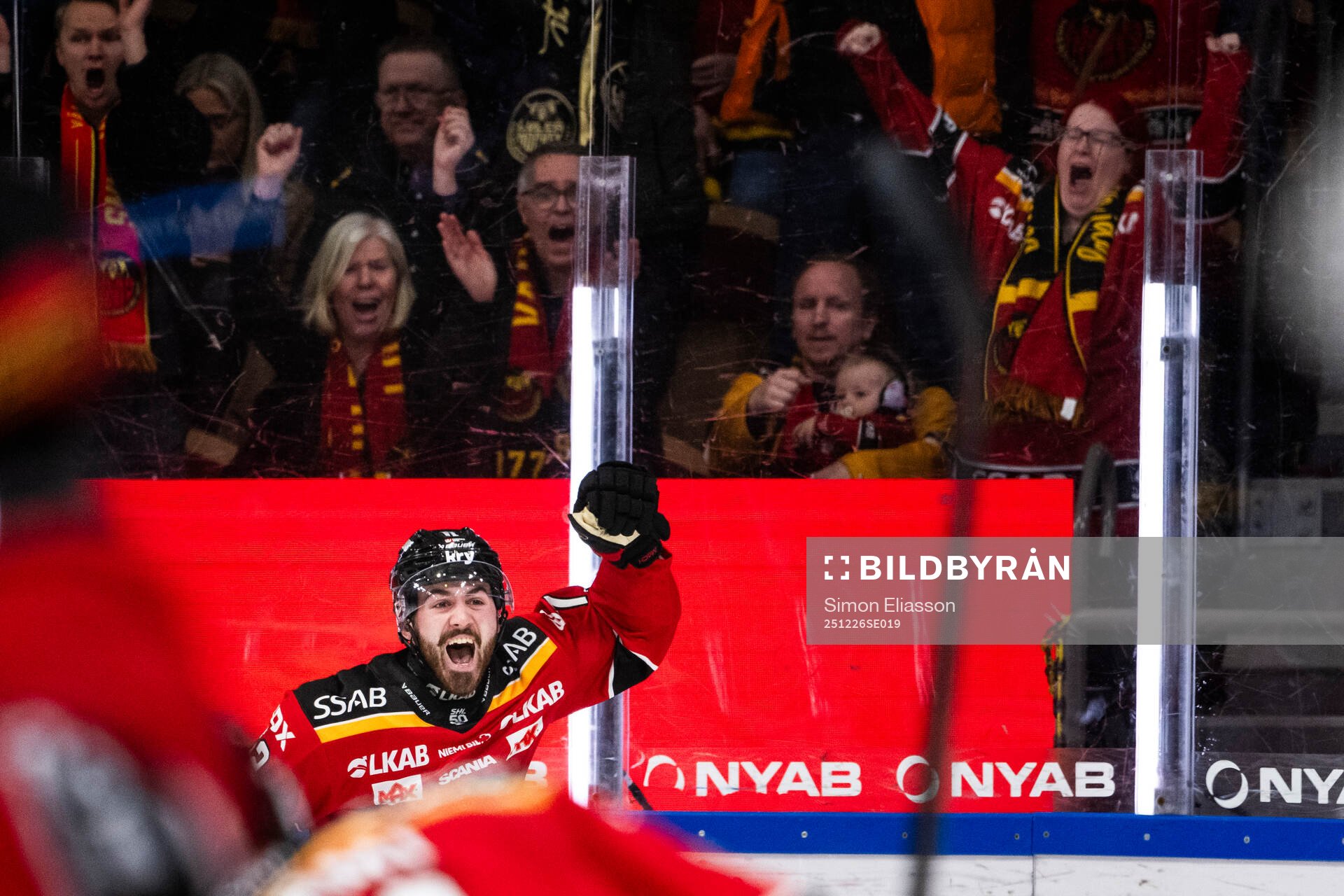 Luleås Ben Tardif jublar