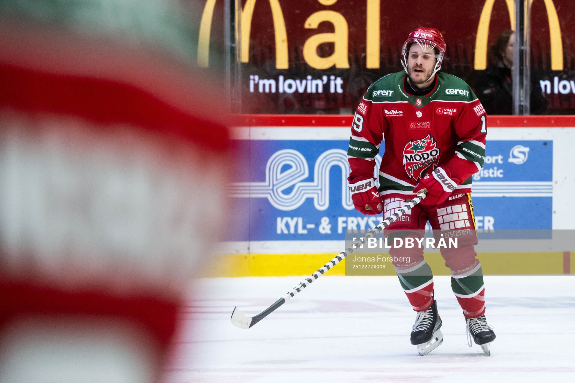 Modos Tyler Kelleher jublar