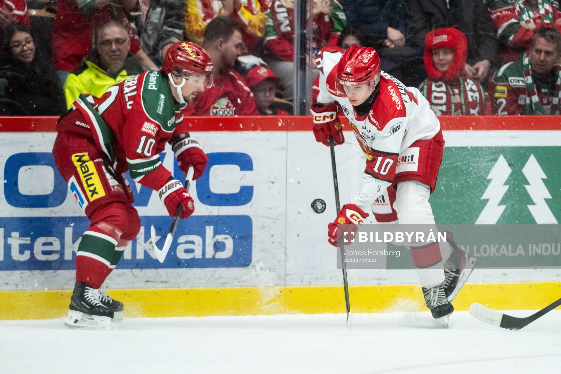 Modos Gerry Fitzgerald och Almtunas Charlie Forslund