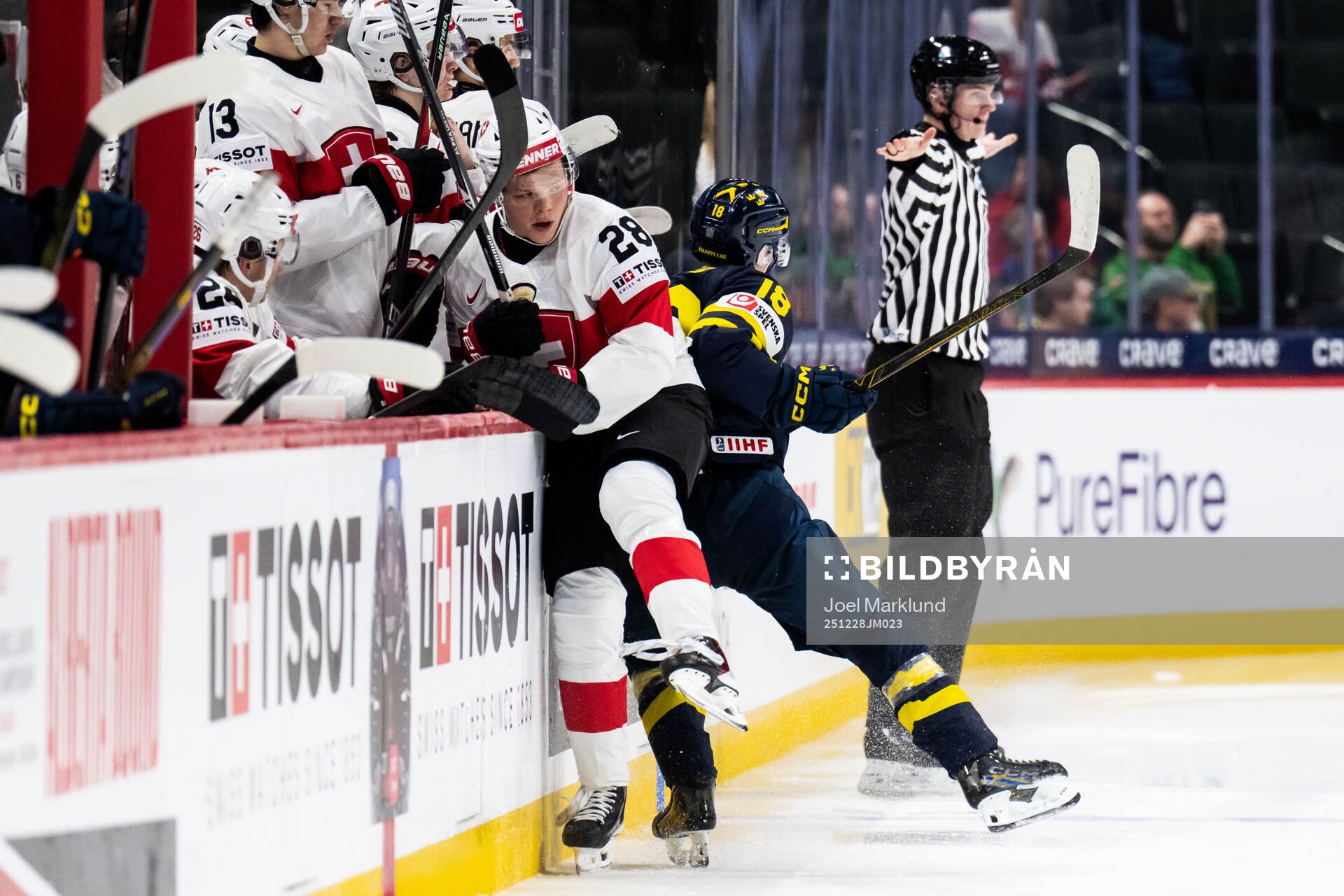 Daniil Ustinkov of Switzerland and Victor Eklund of Sweden