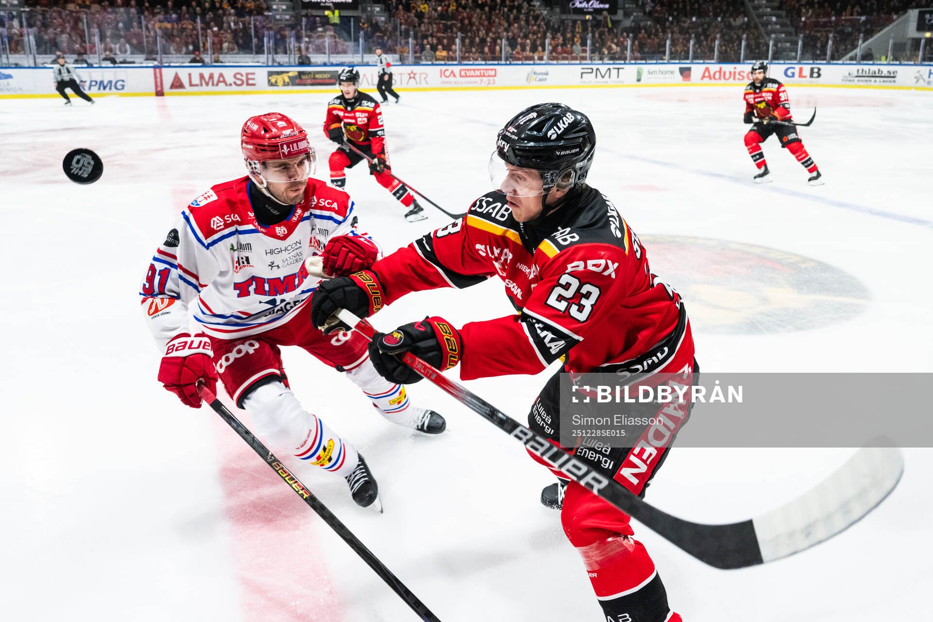 Timrås Magnus Pääjärvi och Luleås Jesper Sellgren