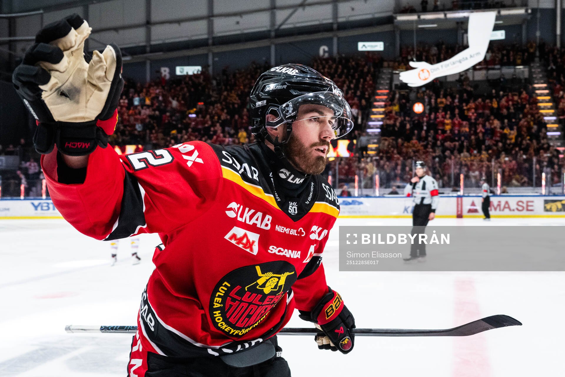 Luleås Ben Tardif jublar