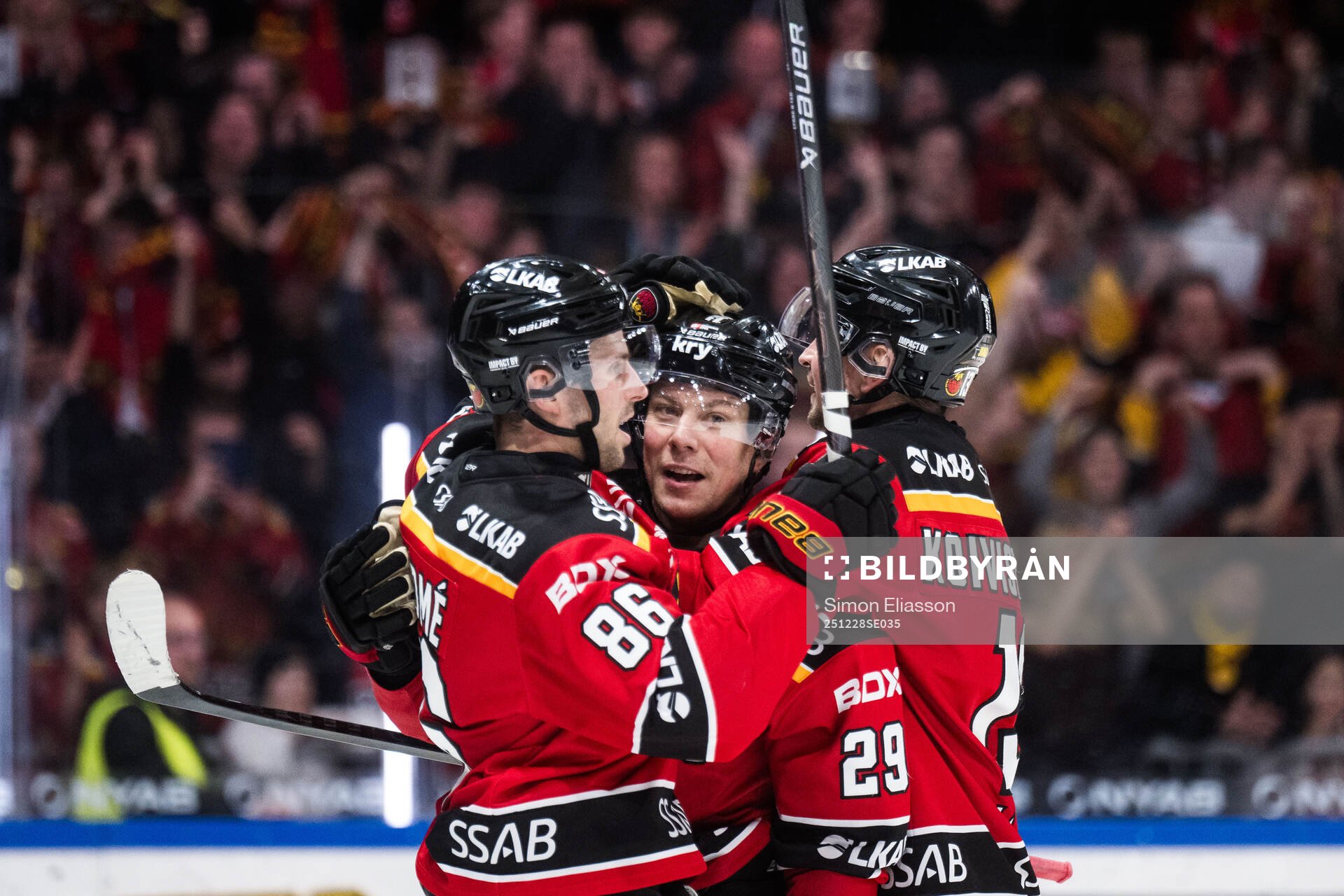 Luleås Erik Gustafsson jublar