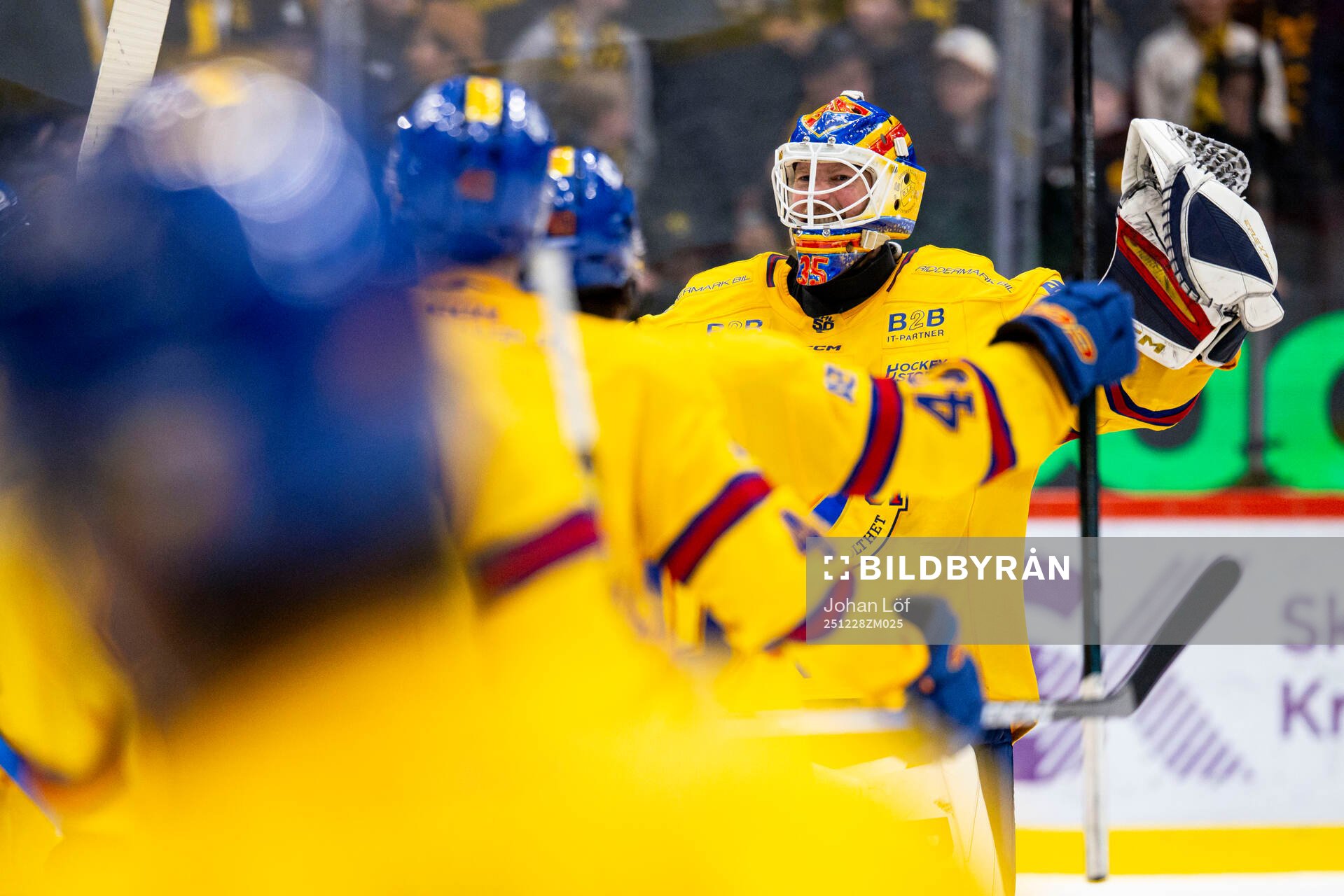 Djurgårdens målvakt Magnus Hellberg jublar
