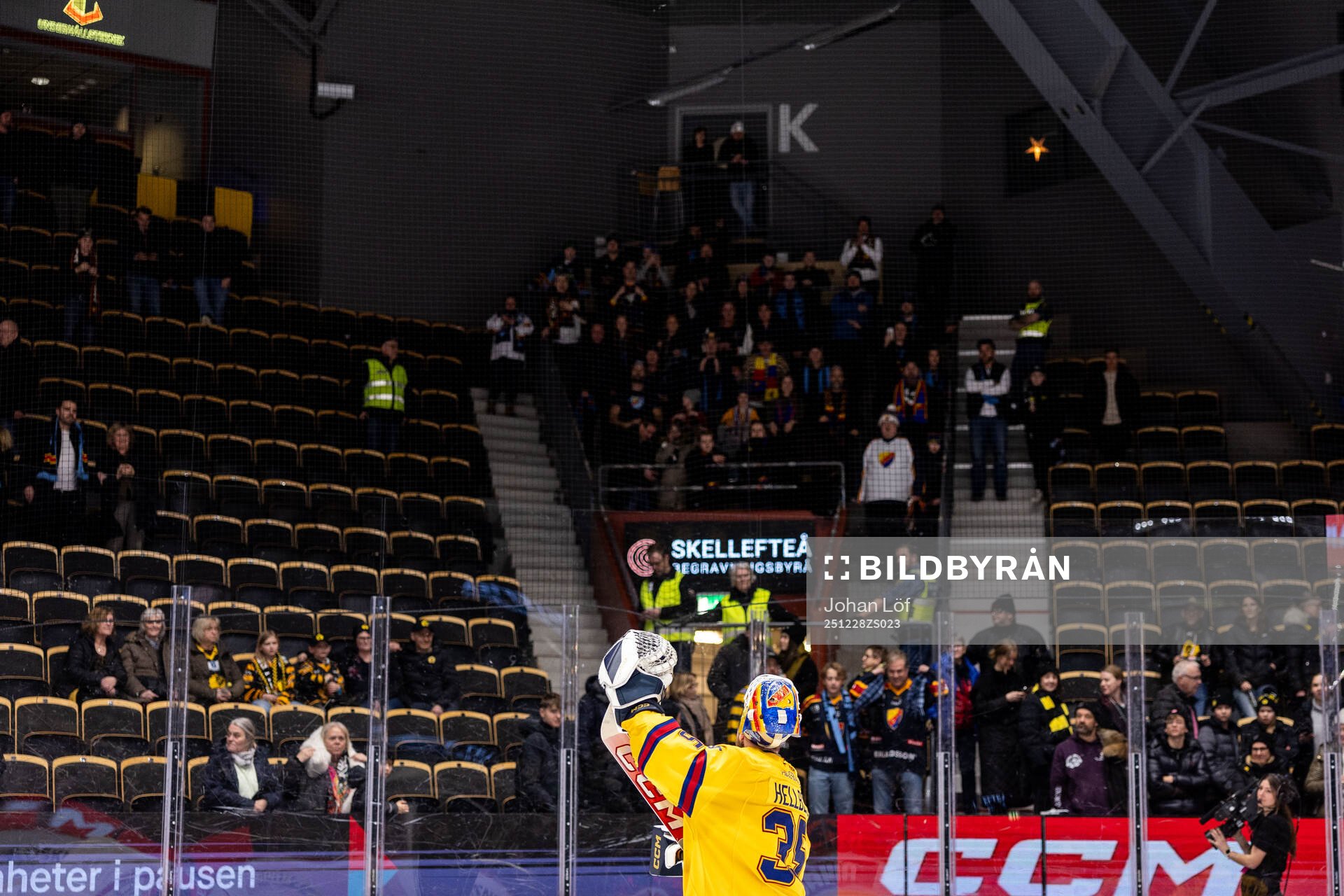 Djurgårdens målvakt Magnus Hellberg jublar