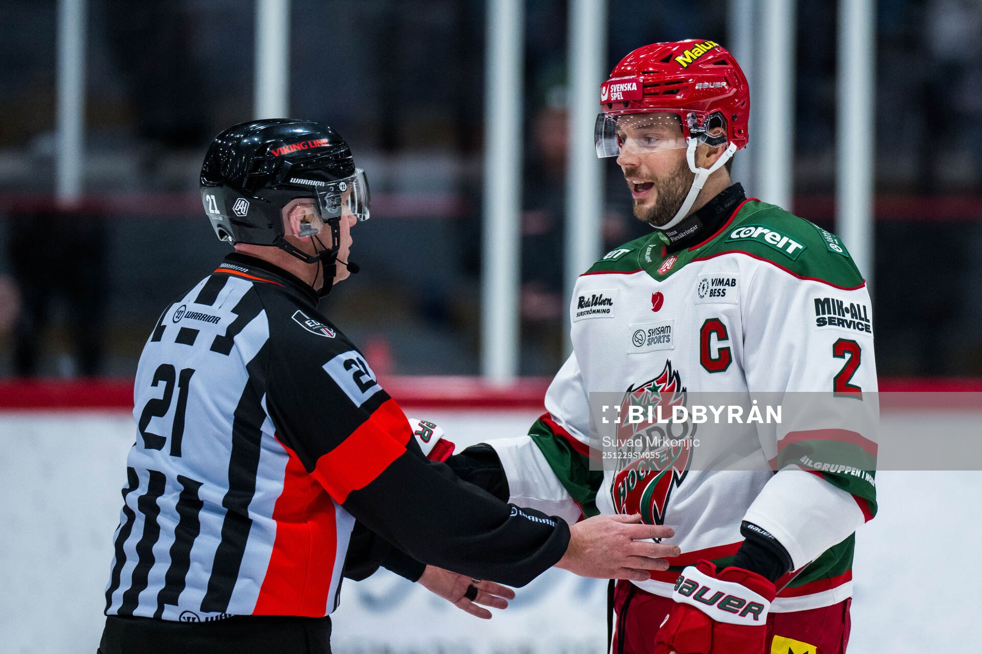 Domare Anders Sandahl och Modos David Rundblad