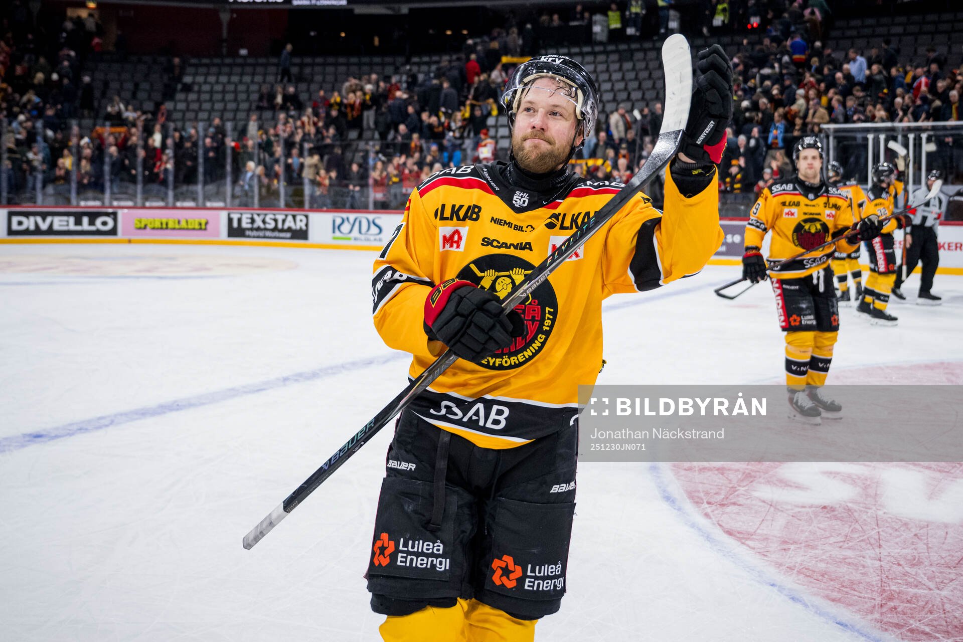 Luleås Linus Omark jublar