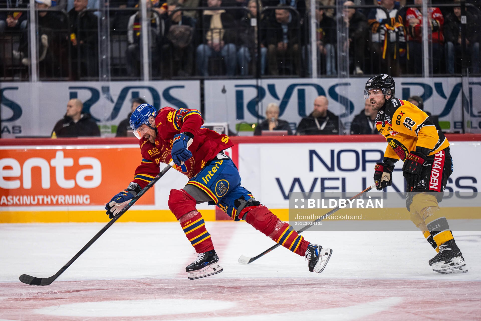 Djurgårdens Daniel Brodin och Luleås Oscar Engsund