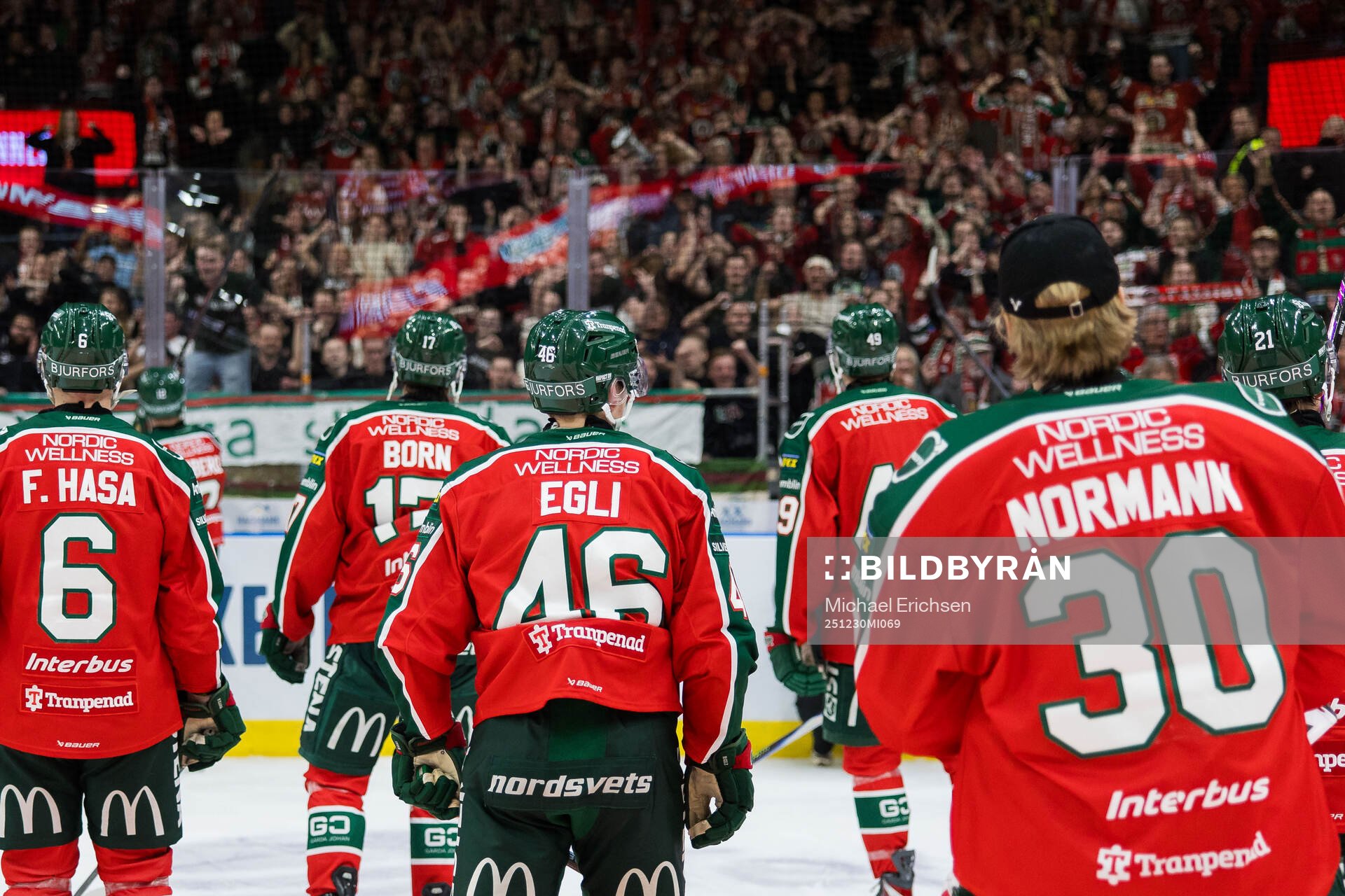 Frölundas jublar med supportrar