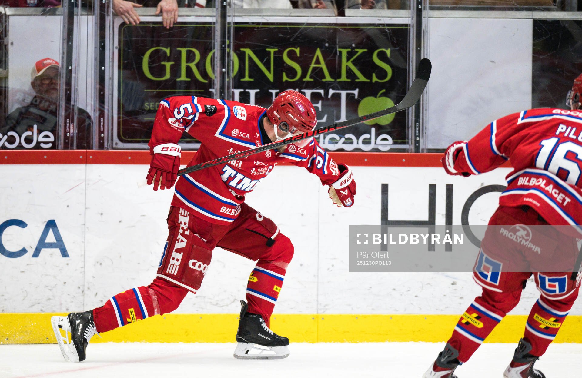 Timrås Anton Lander jublar