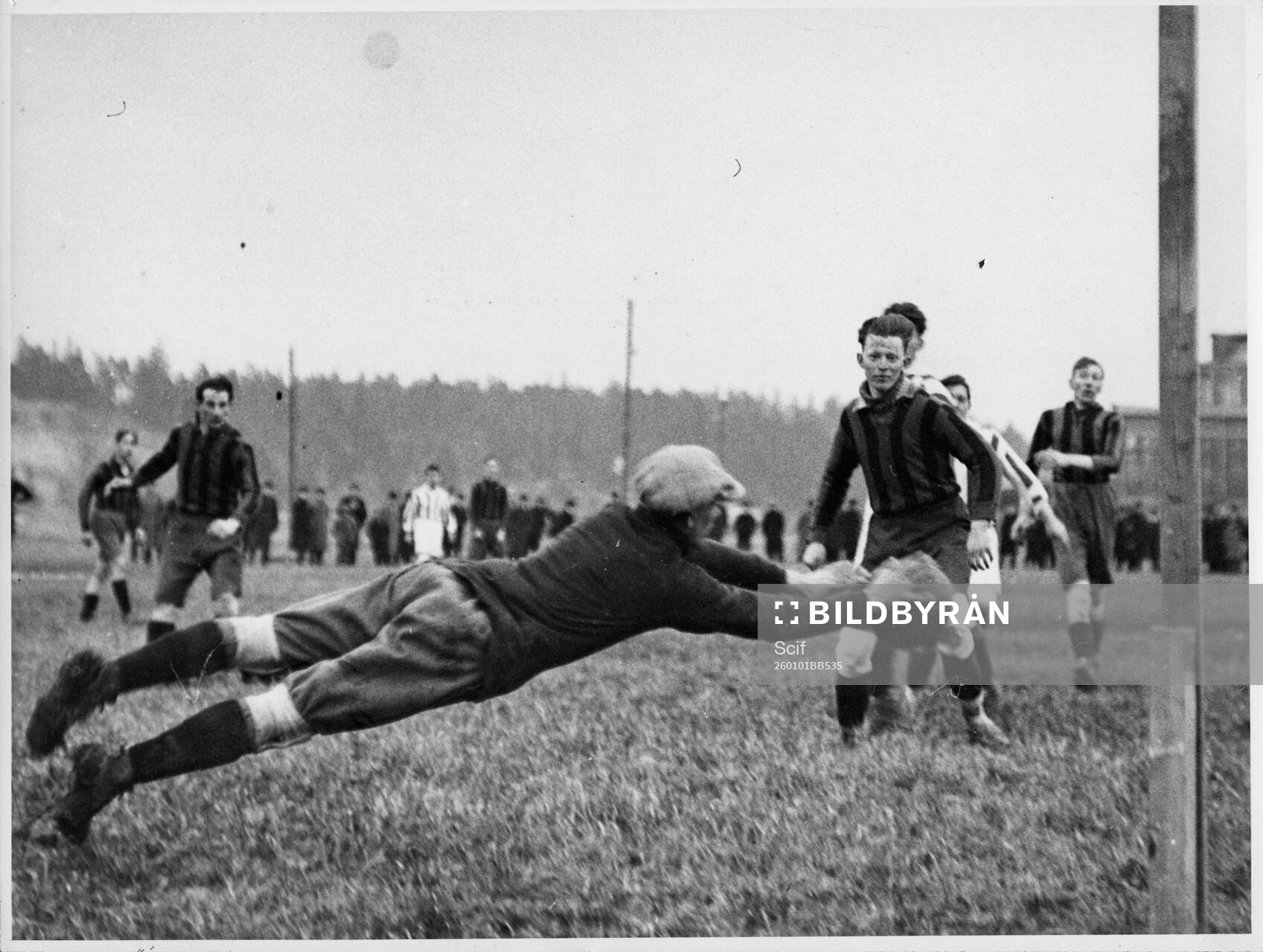 Fotboll, 1926, Sundbybergs I.K. - Hammarby I.F. (randiga)