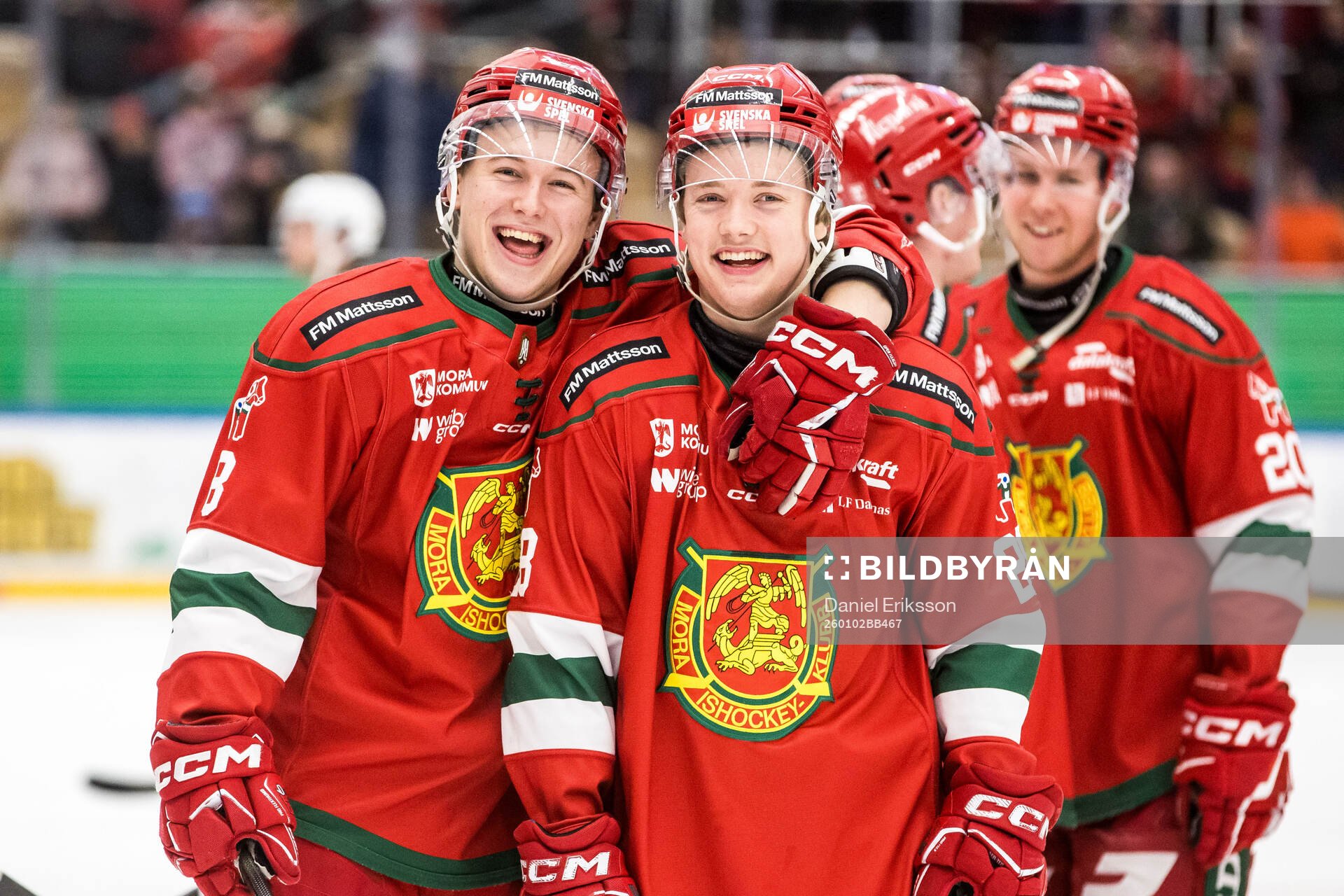 Moras Anton Olsson och Olle Carlsson jublar