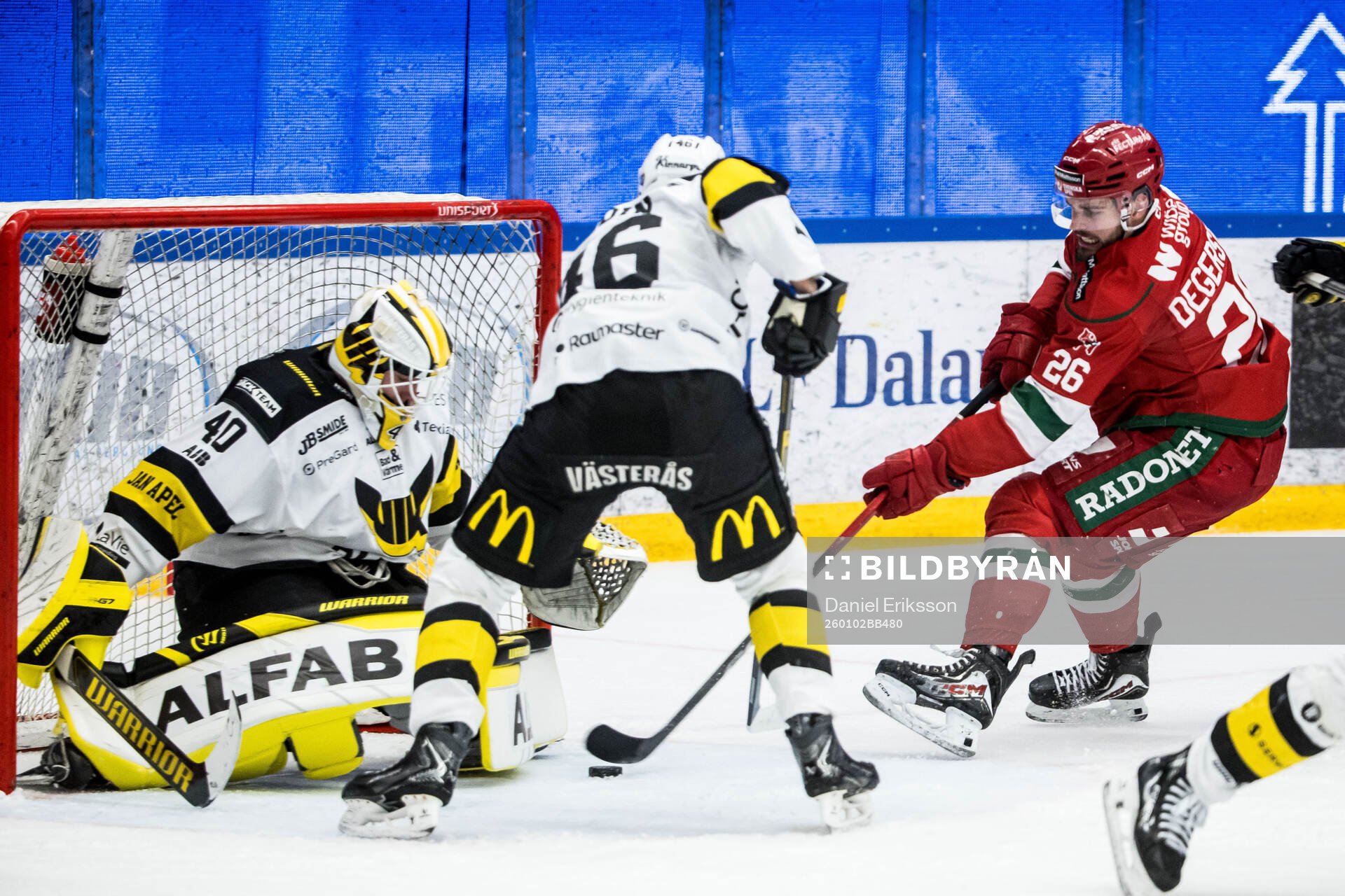 Västerås målvakt Rasmus Korhonen och Moras Arvid
