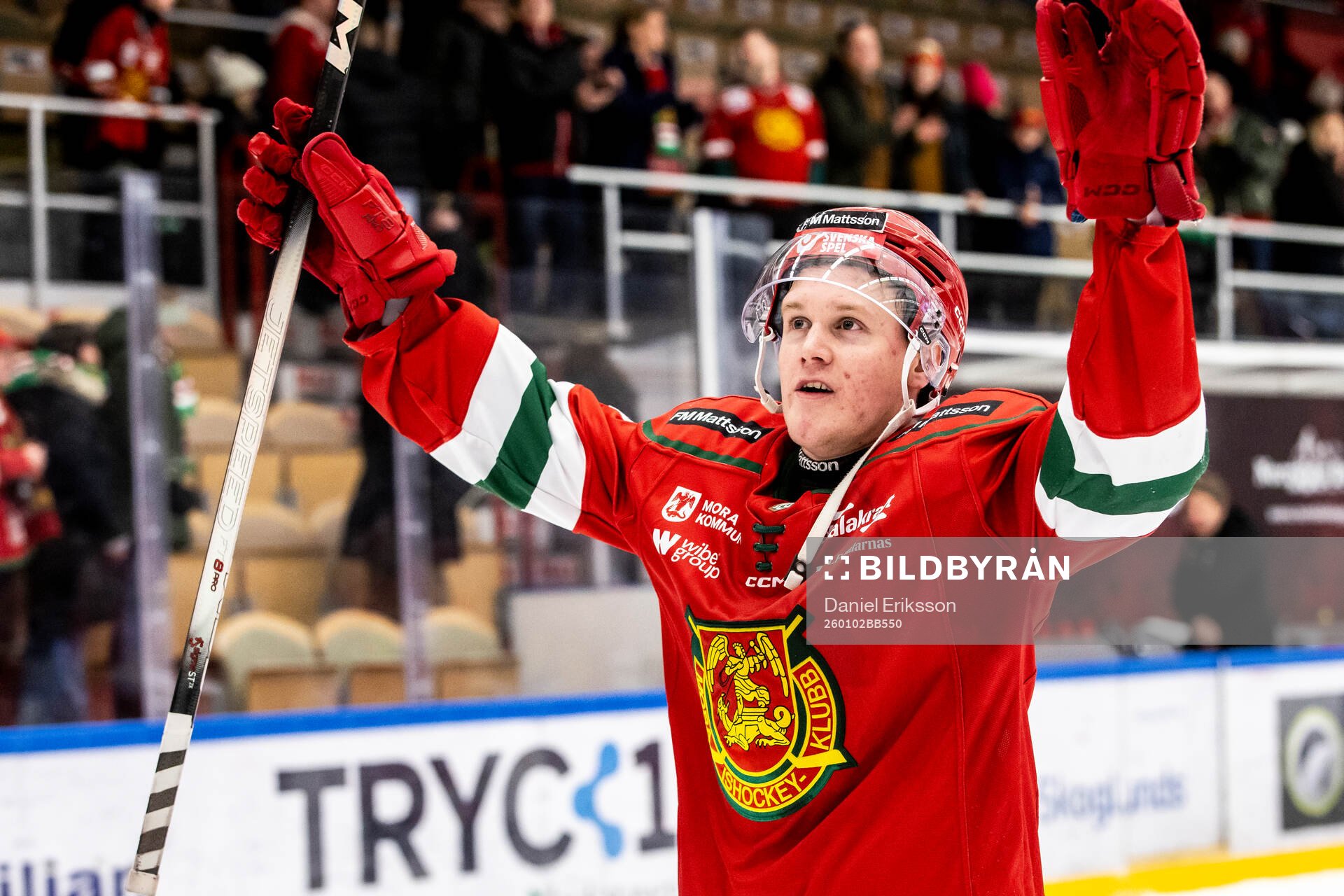 Moras Filip Björkman jublar