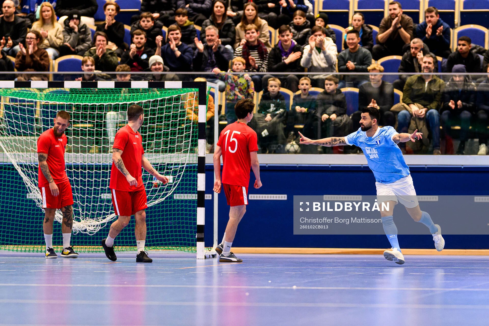 MFF Stjärnors Behrang Safari jublar