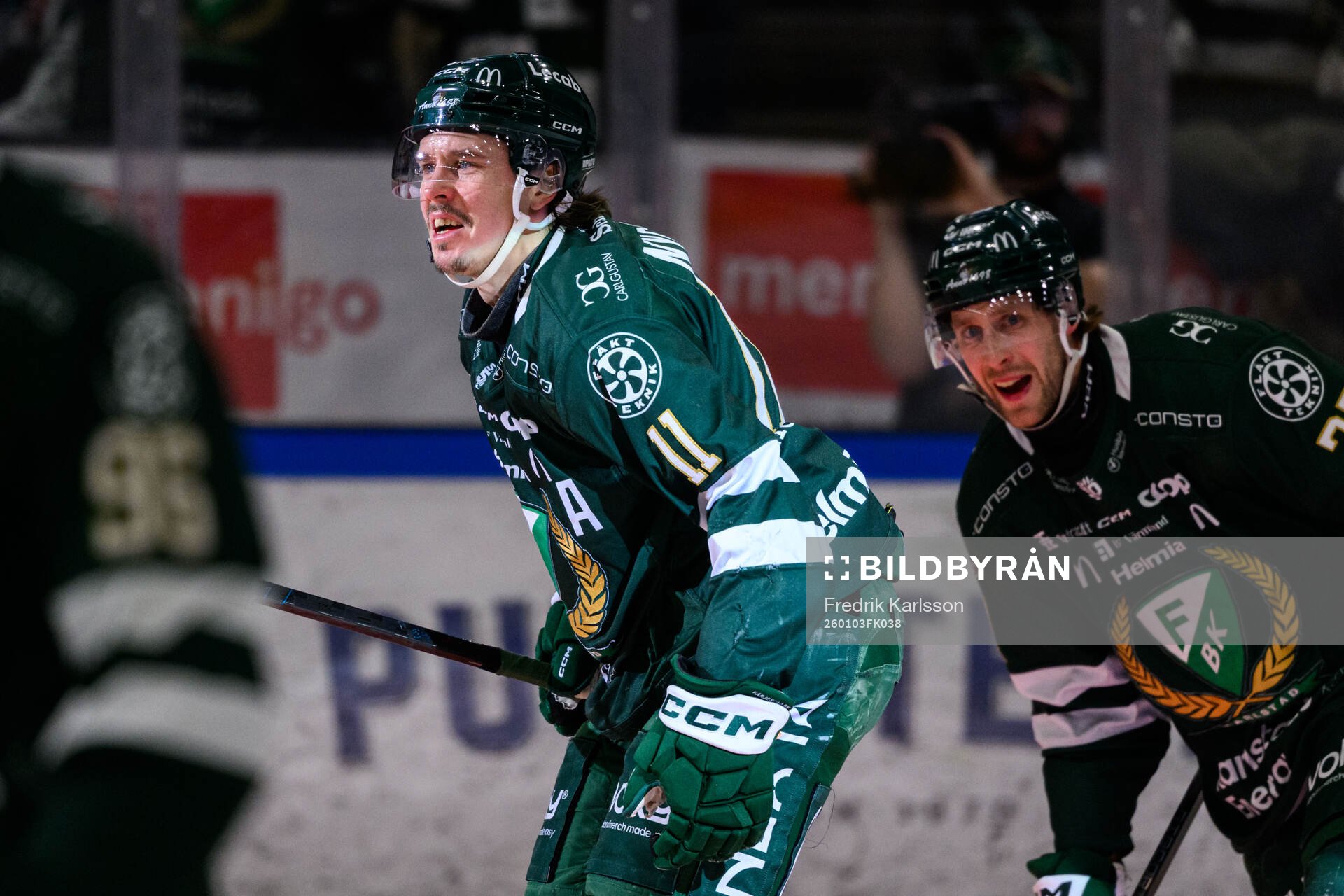 Färjestads Joakim Nygård och Per Åslund jublar