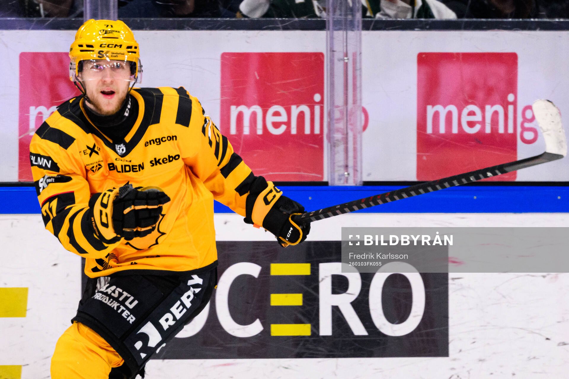 Skellefteås Jonathan Davidsson jublar
