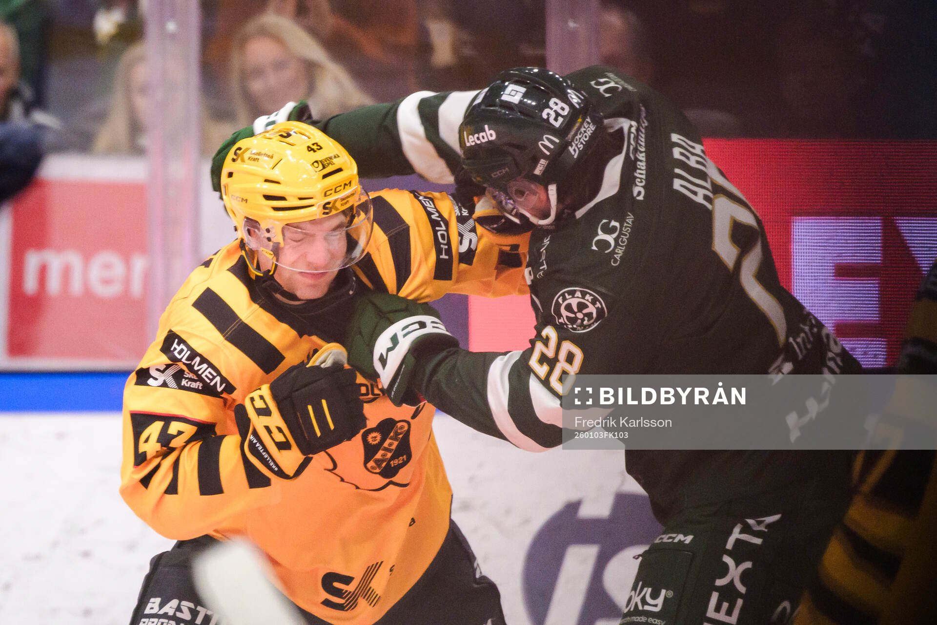 Skellefteås Max Krogdahl och Färjestads Emil Alba