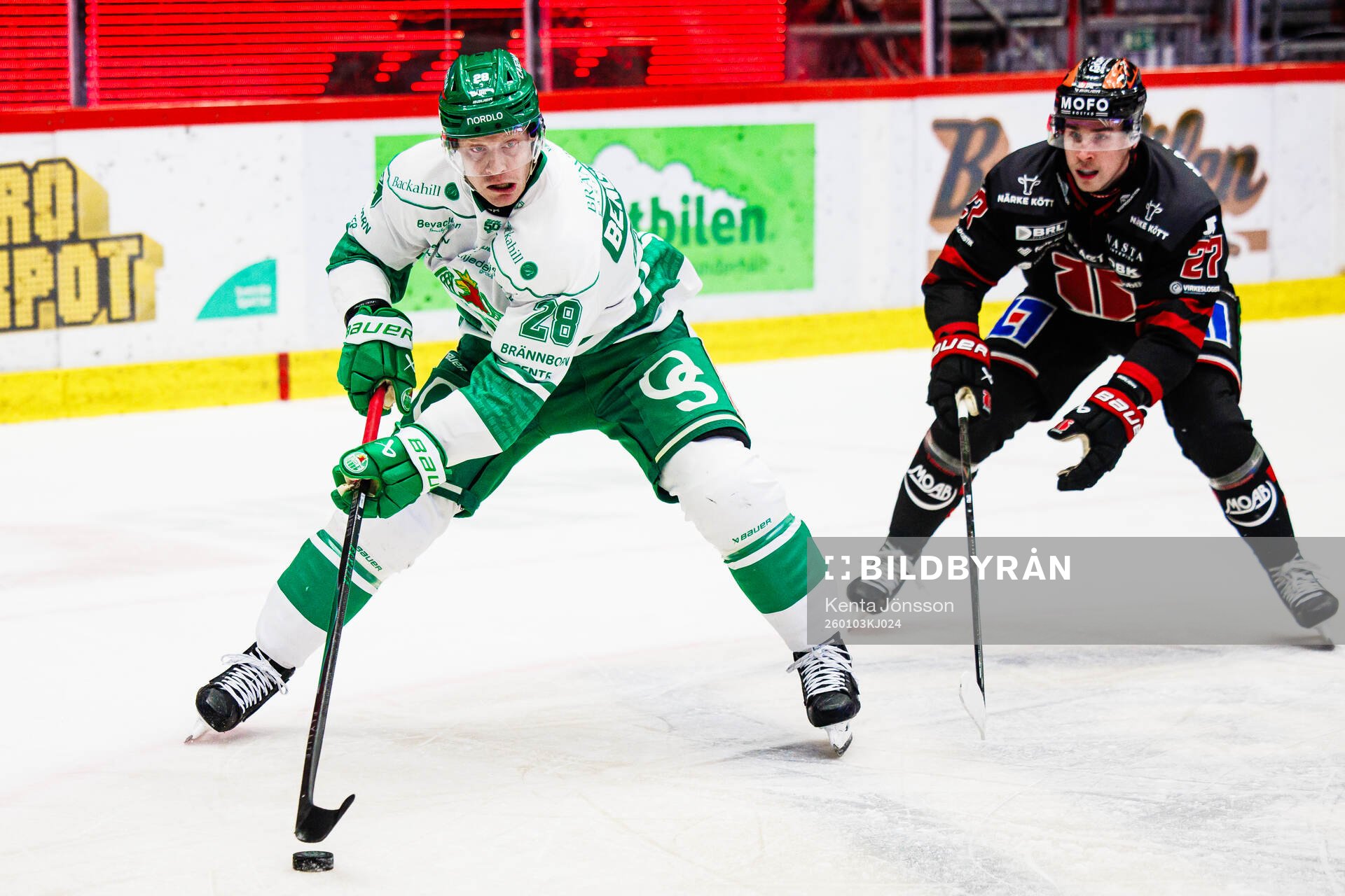 Rögles Anton Bengtsson och Örebros Peetro Seppälä