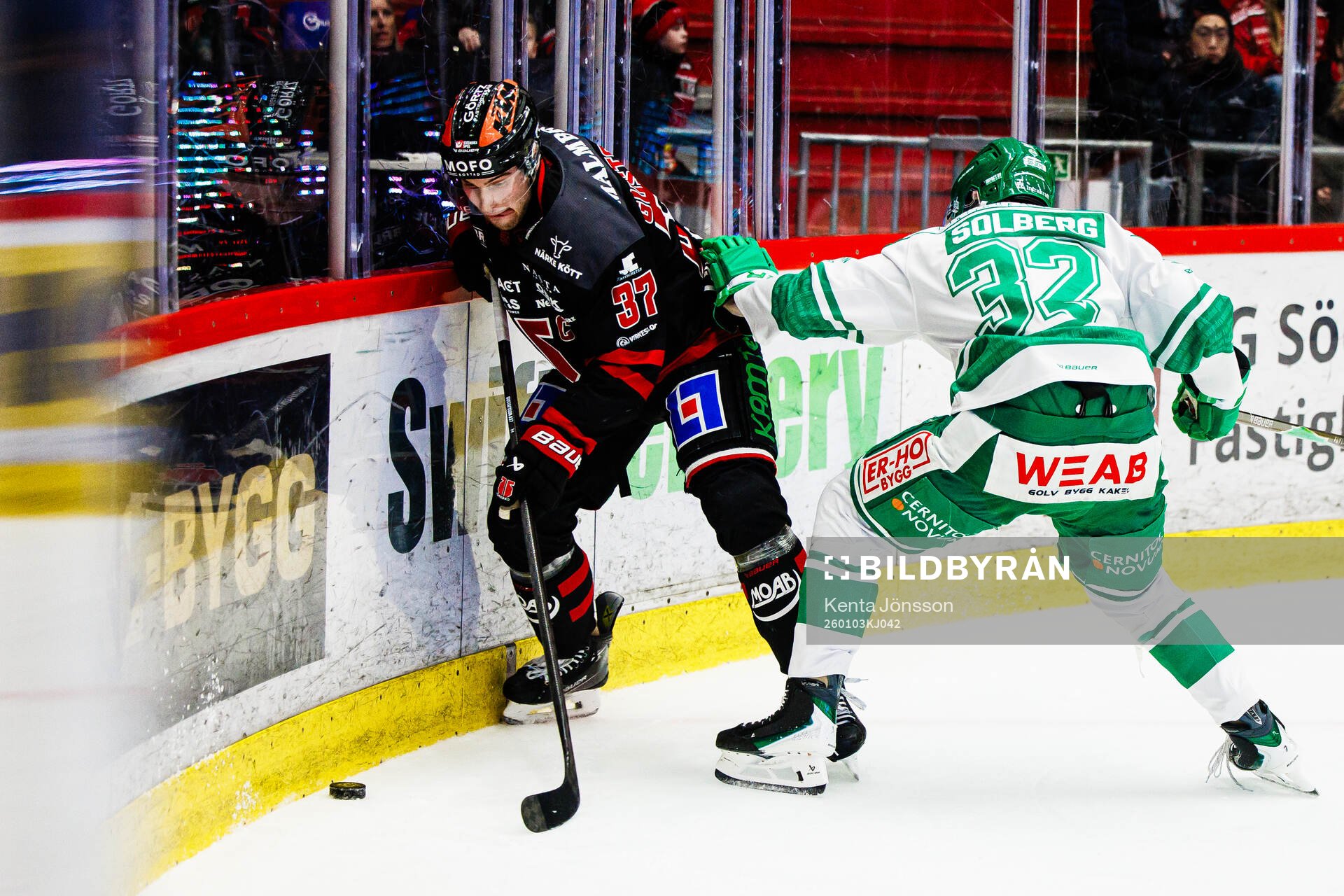 Örebros Glenn Gustafsson och Rögles Isac Solberg