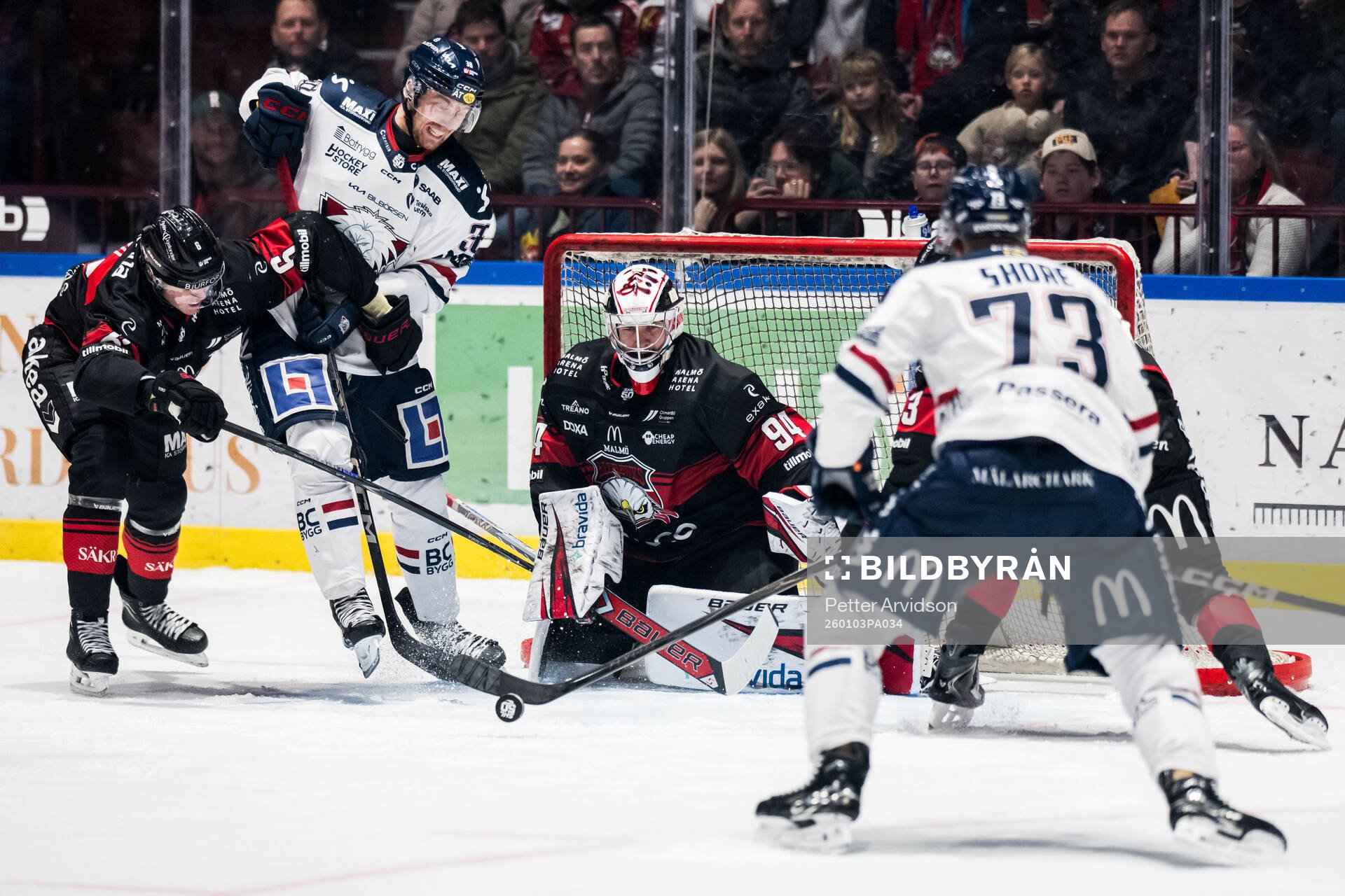 Linköpings Johan Södergran och Malmö Redhawks målvakt