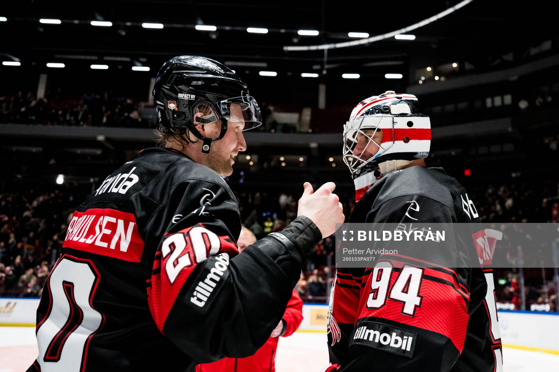 Malmö Redhawks Thomas Berg Paulsen och målvakt Marek