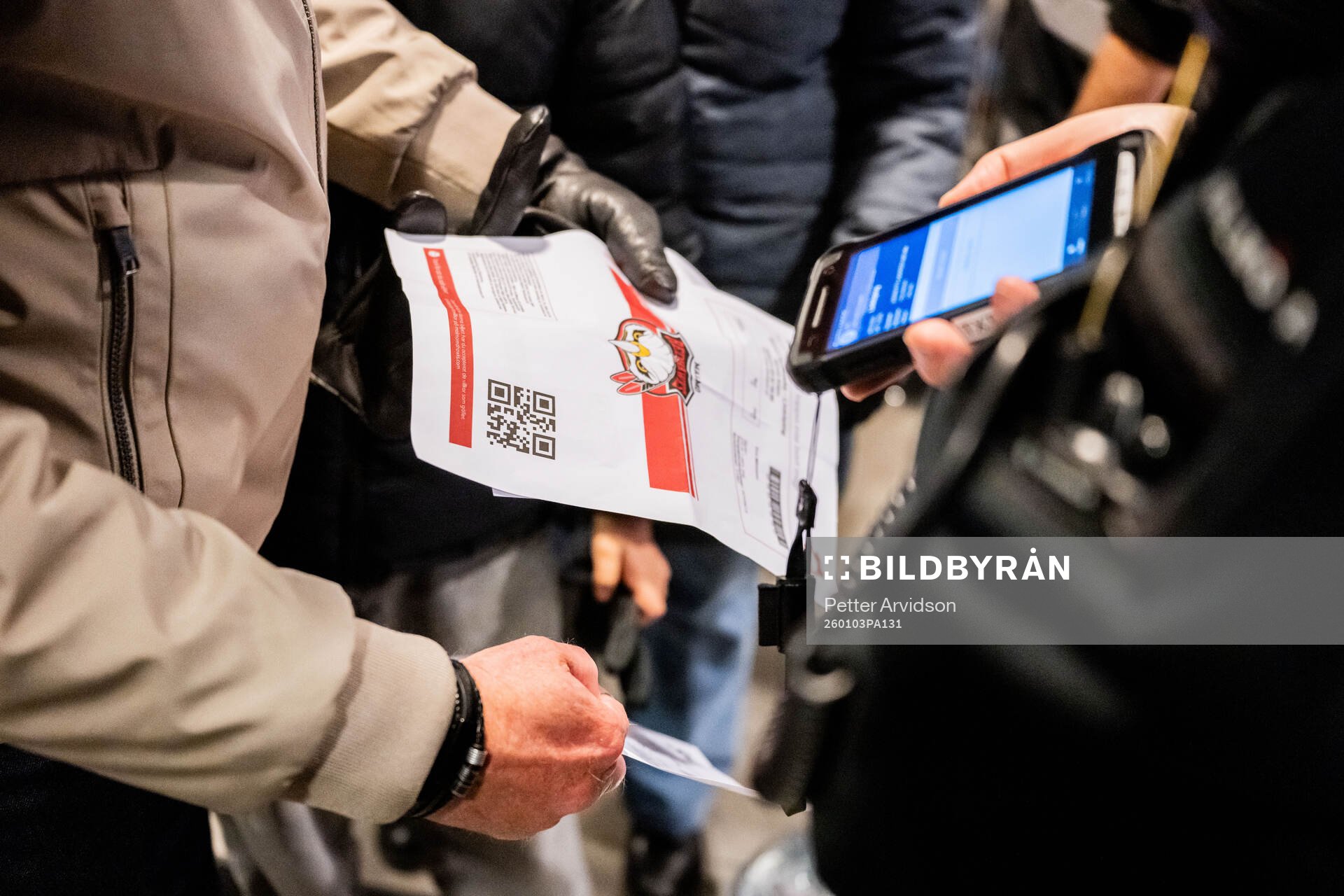 Analoga biljetter utskrivna på papper scannas