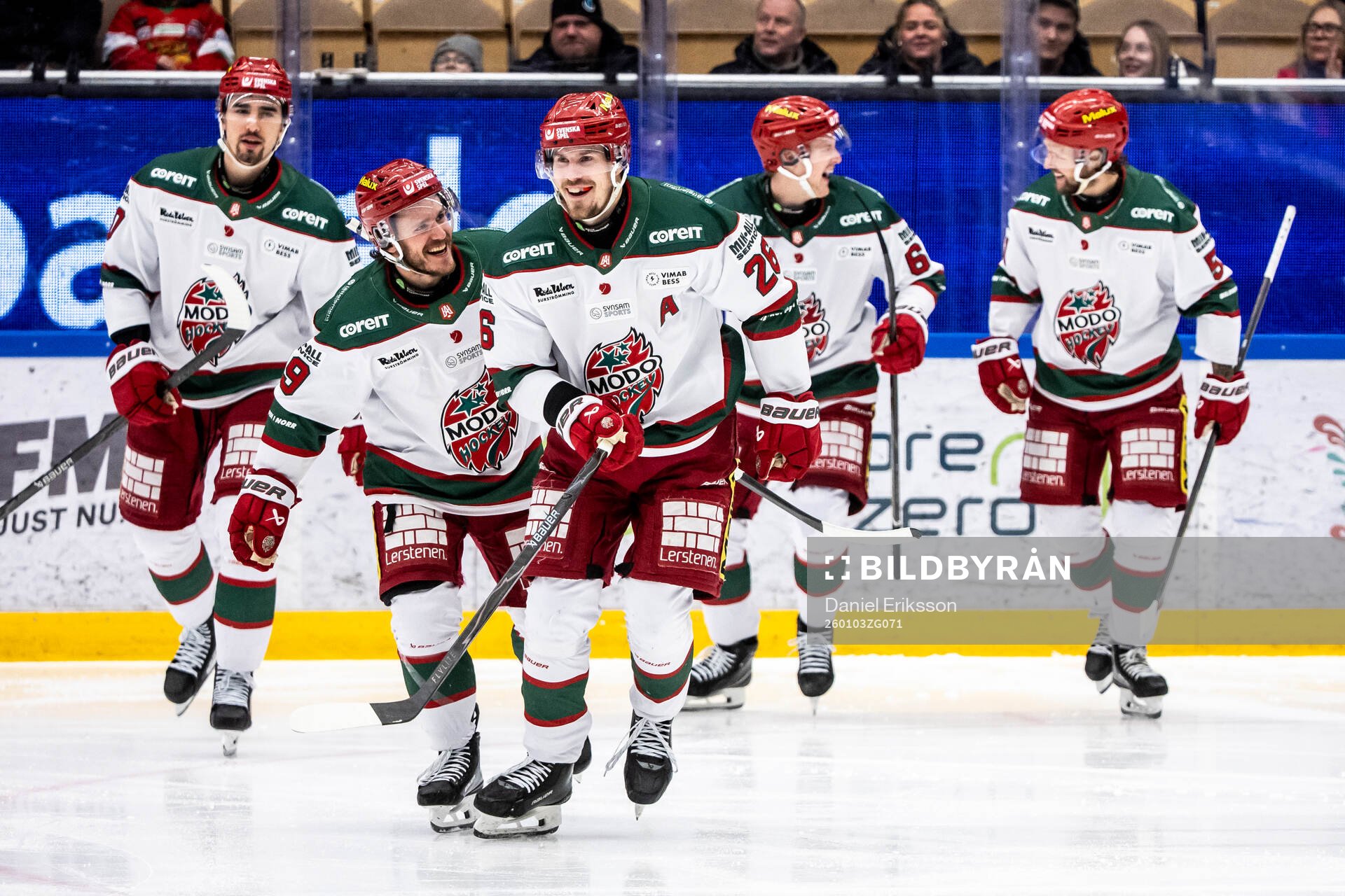 Modos Emil Larsson jubel