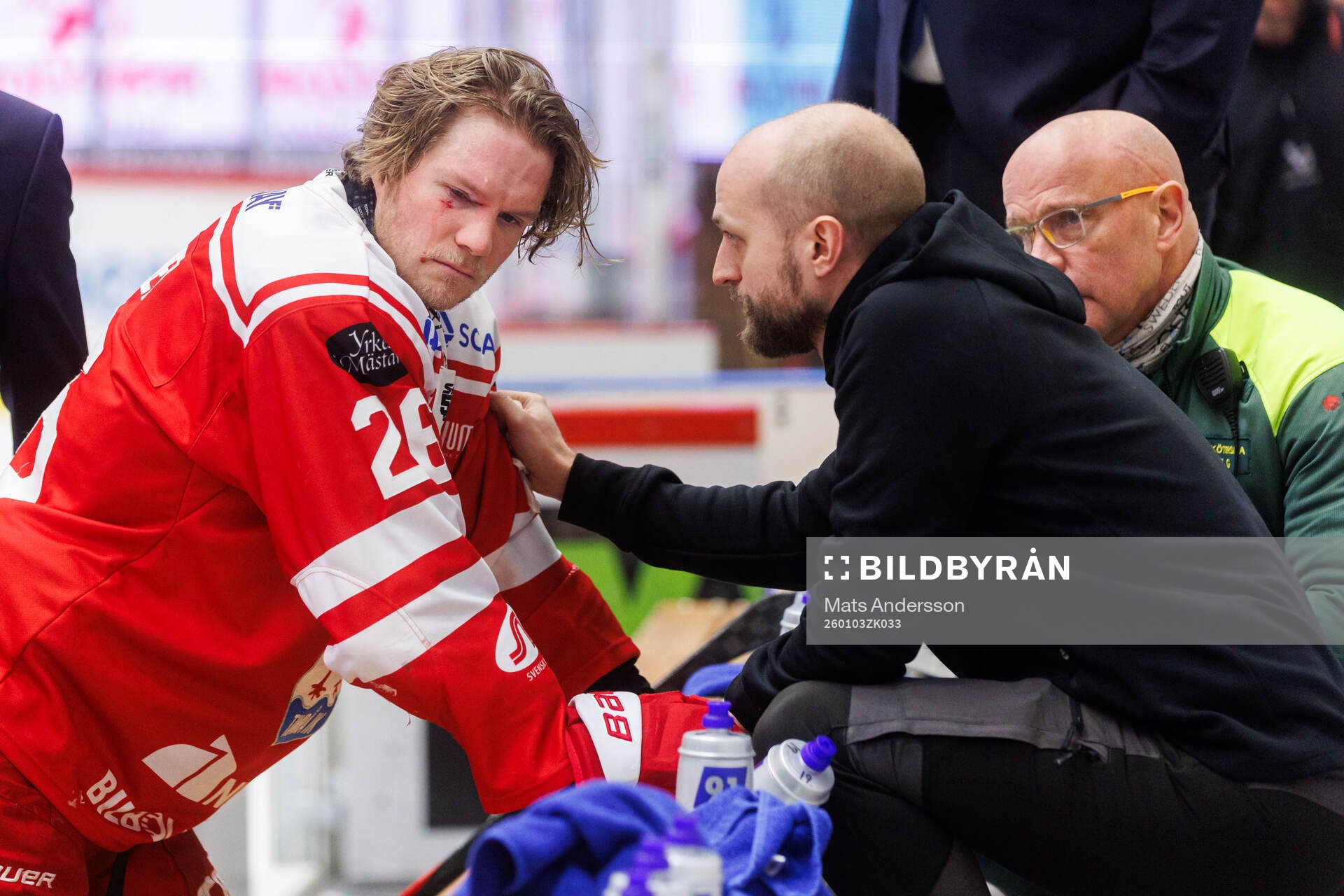 Timrås Anton Heikkinen får vård