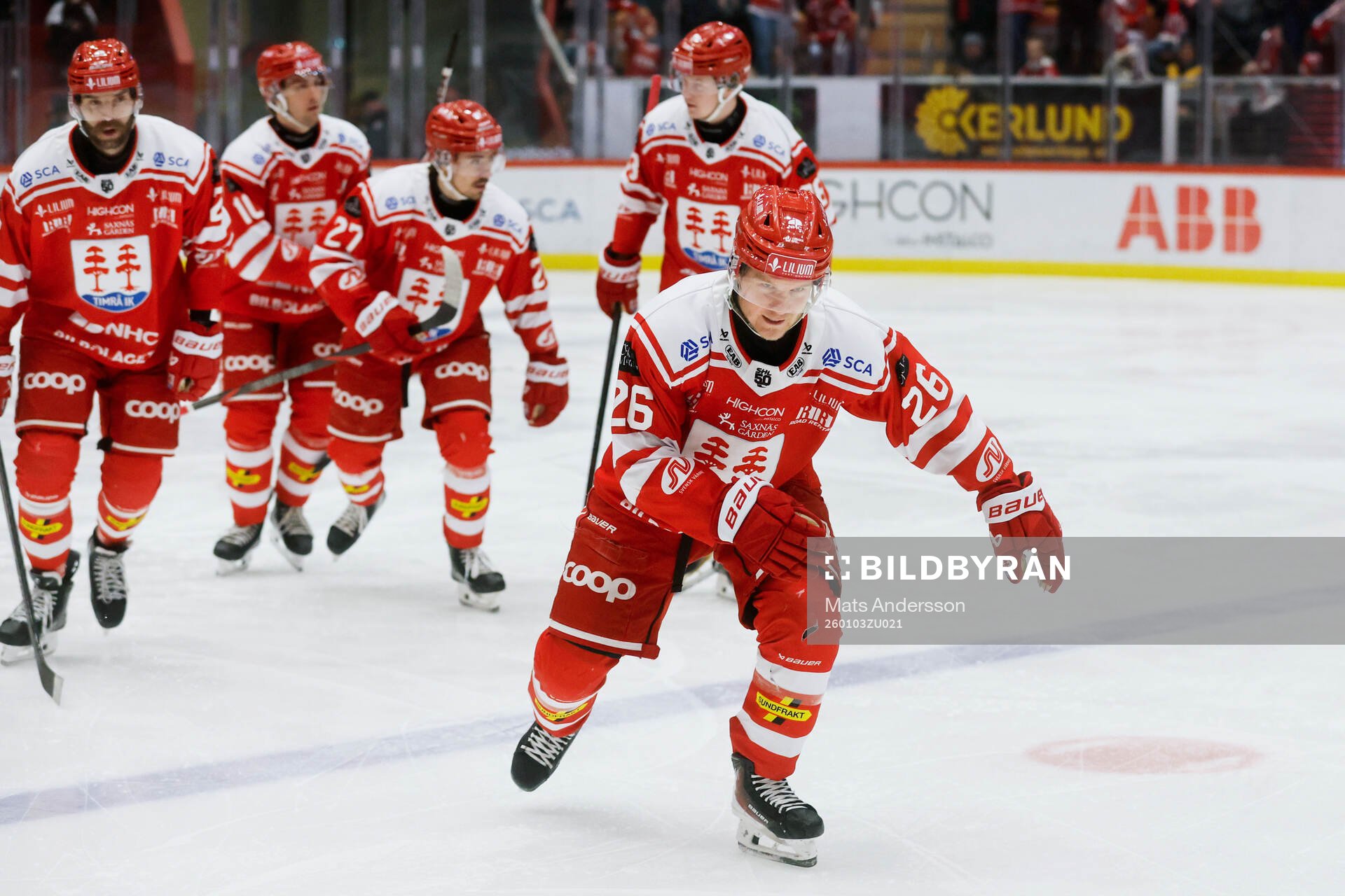 Timrås Anton Heikkinen jublar