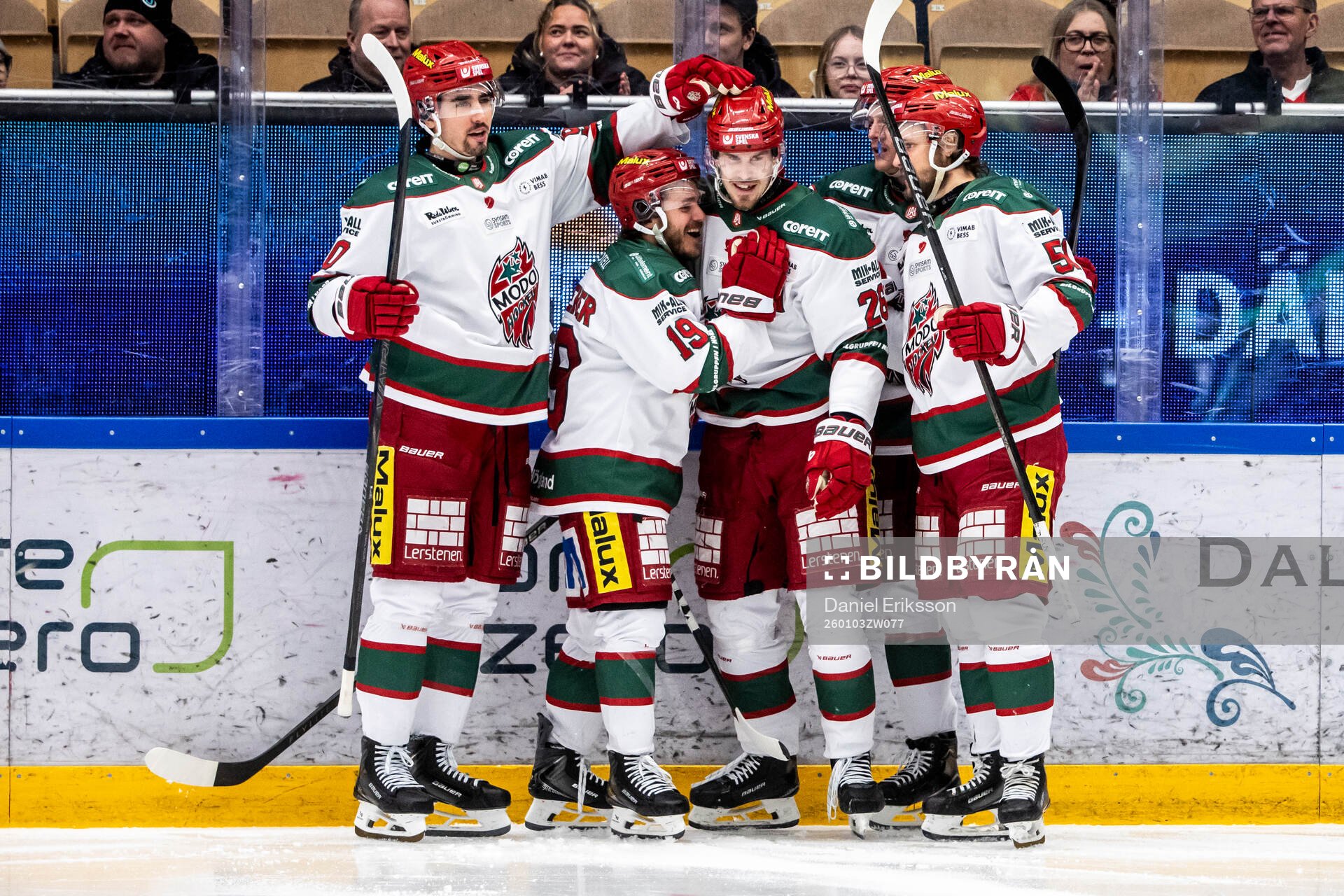 Modos Emil Larsson jubel