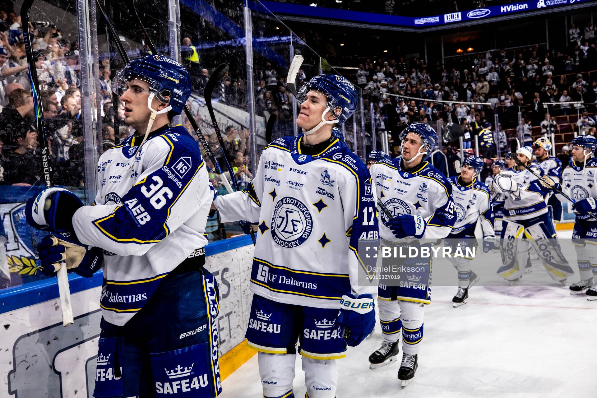 Leksands spelarna jublar