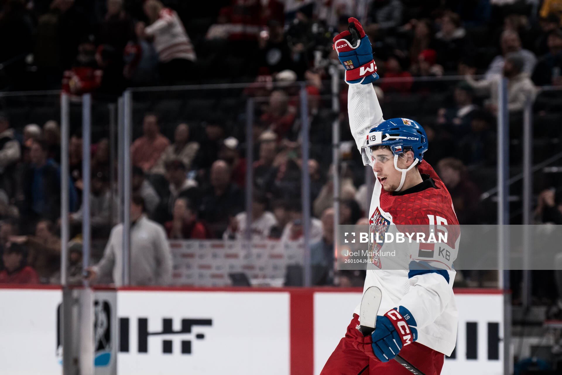 Vojtech Cihar of Czech Republic celebrates