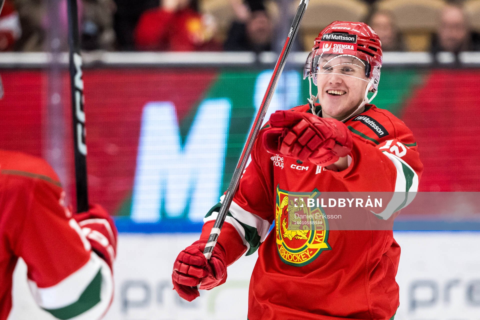 Moras Filip Björkman jublar