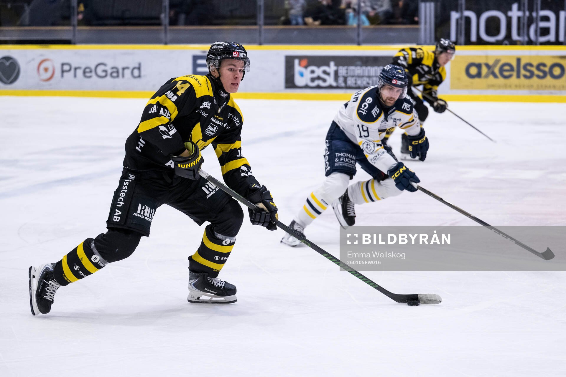 Västerås Max Karlsson och Södertäljes Hampus Harlestam