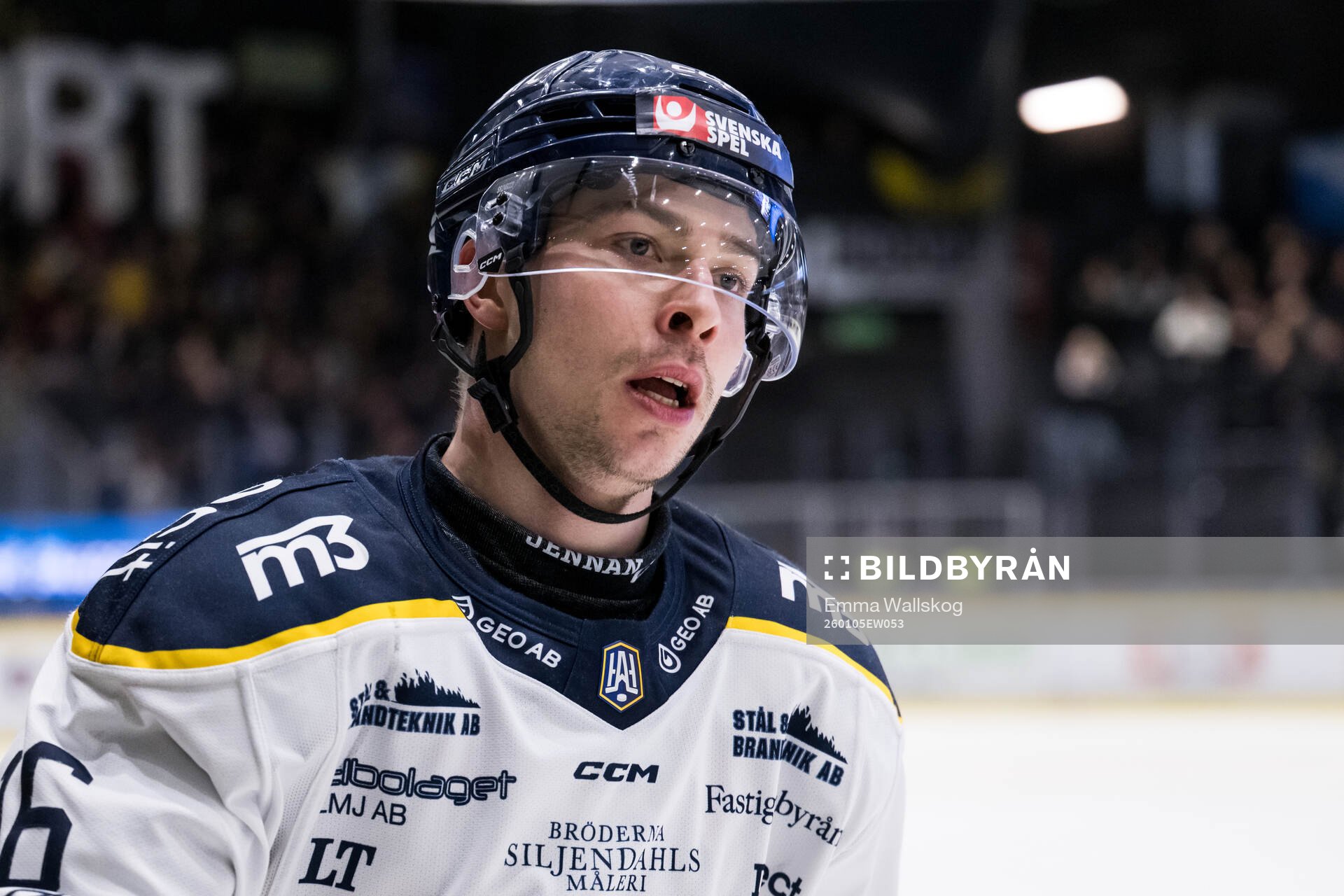 Södertäljes Filip Engarås jublar