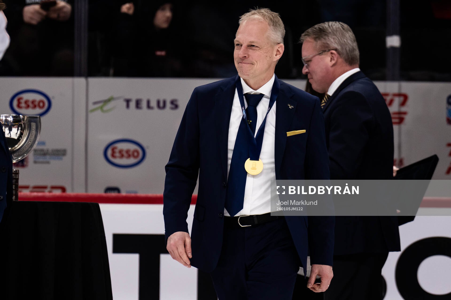 Head coach Magnus Hävelid of Sweden celebrates