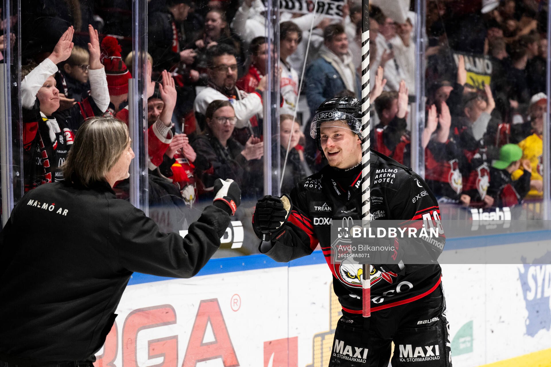 Malmö Redhawks Lauri Pajuniemi jublar