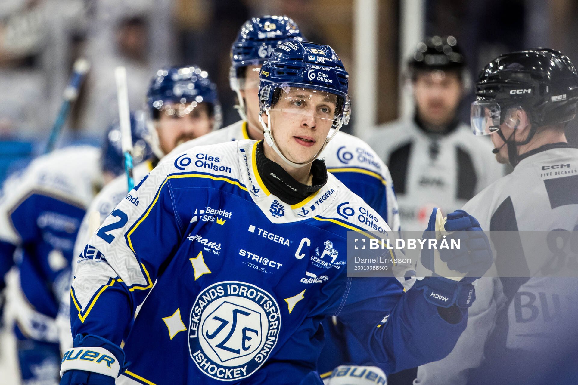 Leksands Lukas Vejdemo jublar